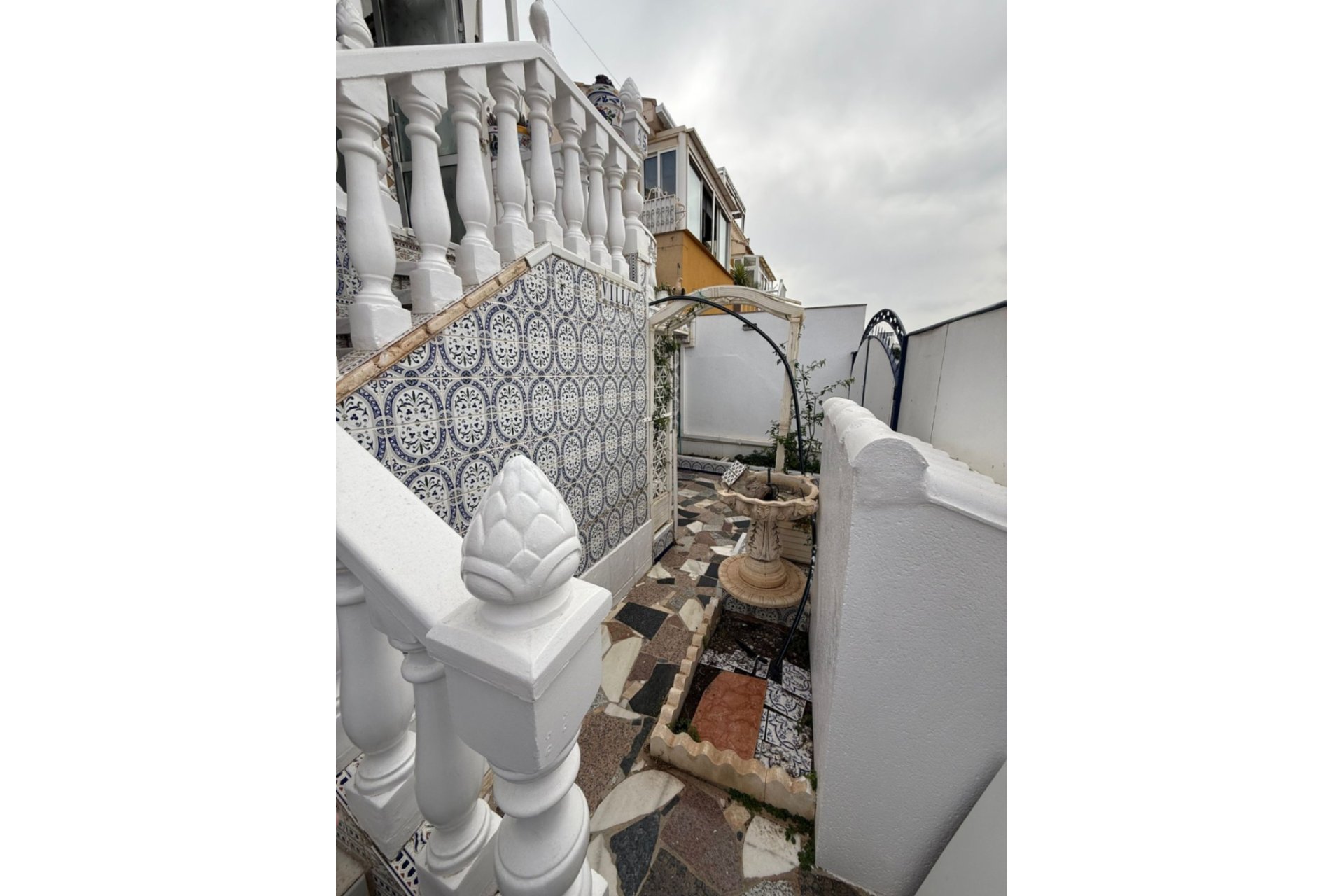 Resale - Villa * - Torrevieja - Los Altos