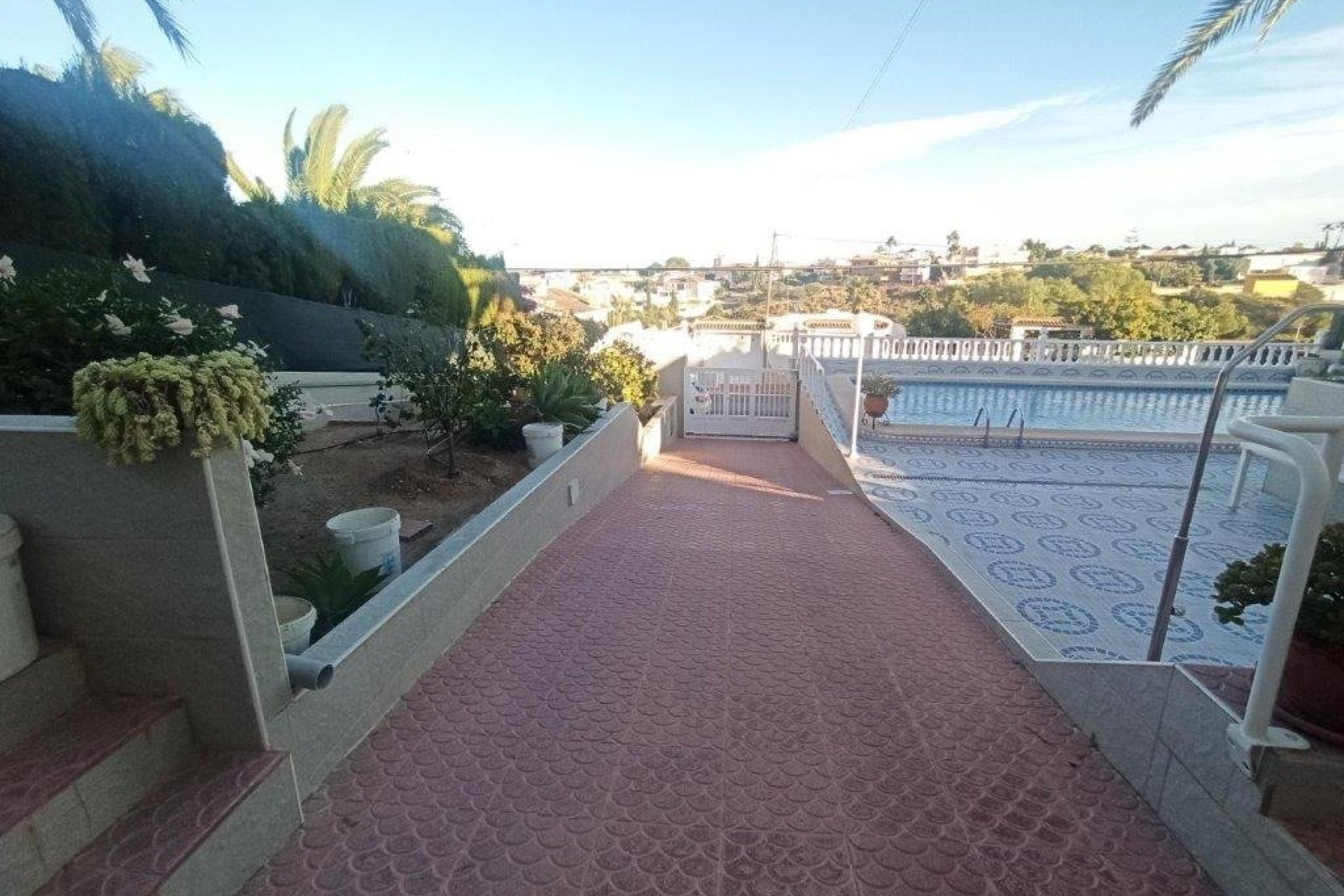 Resale - Villa - Torrevieja - Los balcones