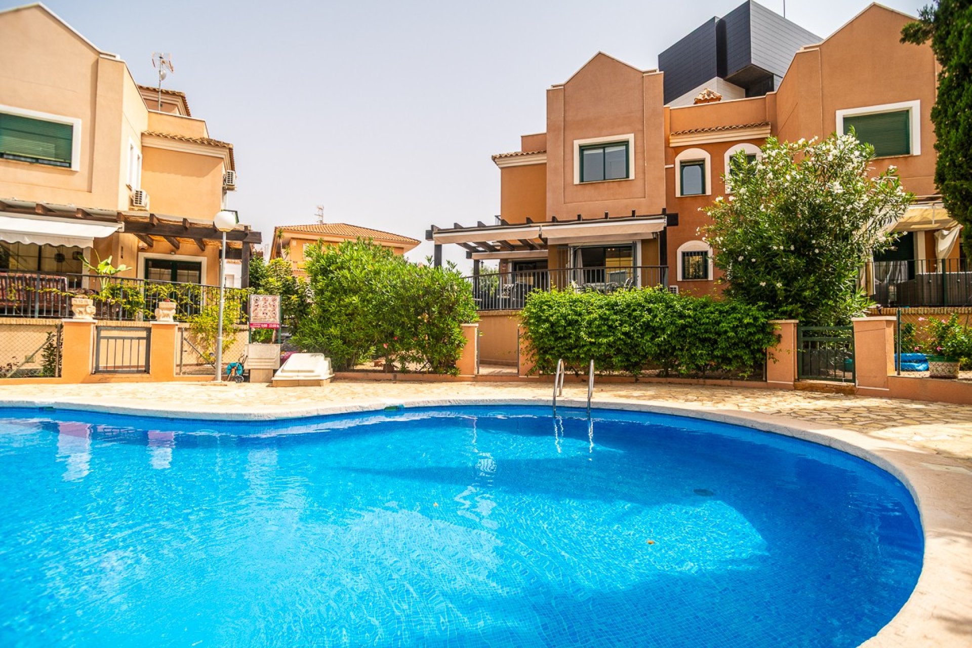 Resale - Villa * - Torrevieja - Los Balcones *