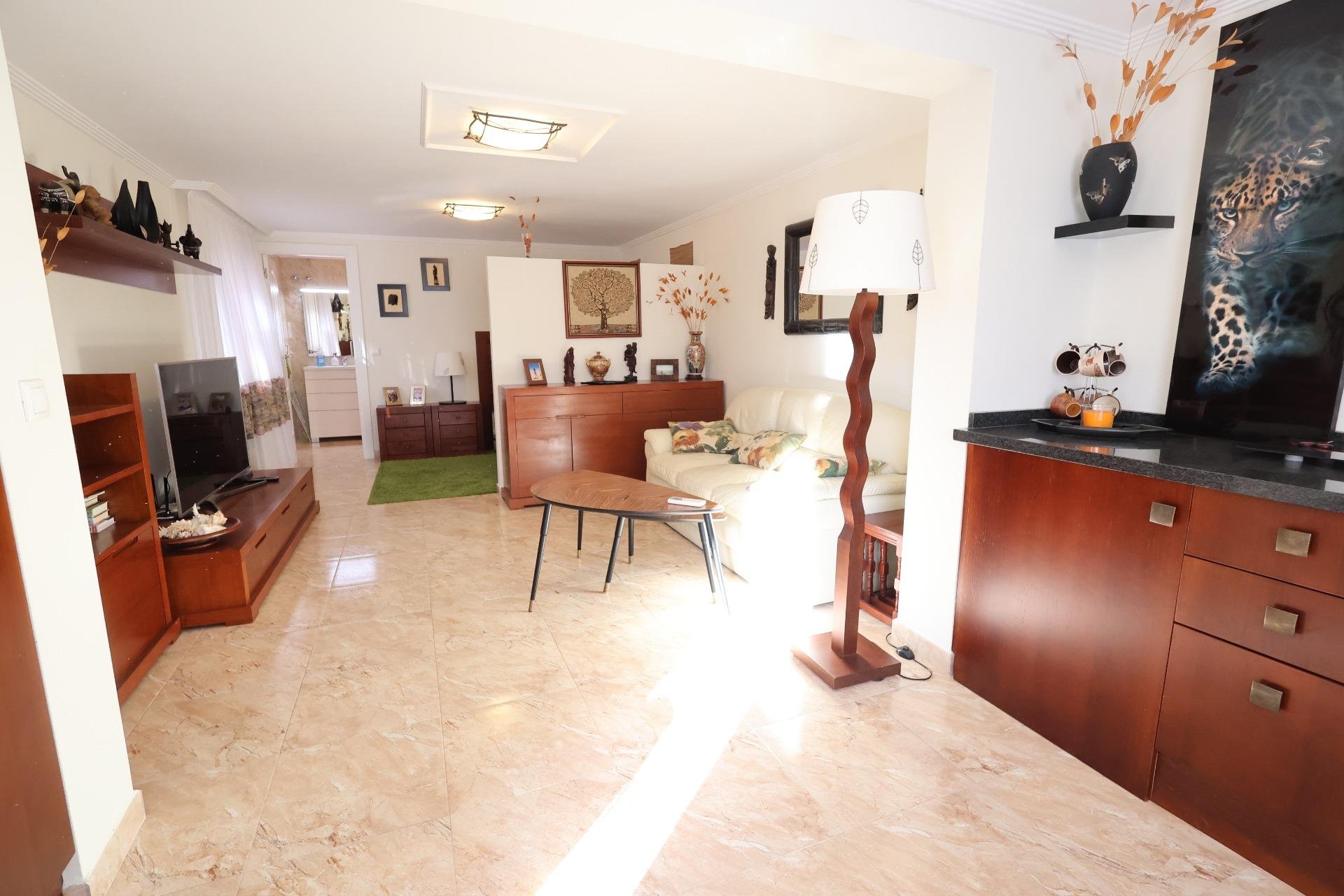 Resale - Villa * - Torrevieja - Los Balcones *