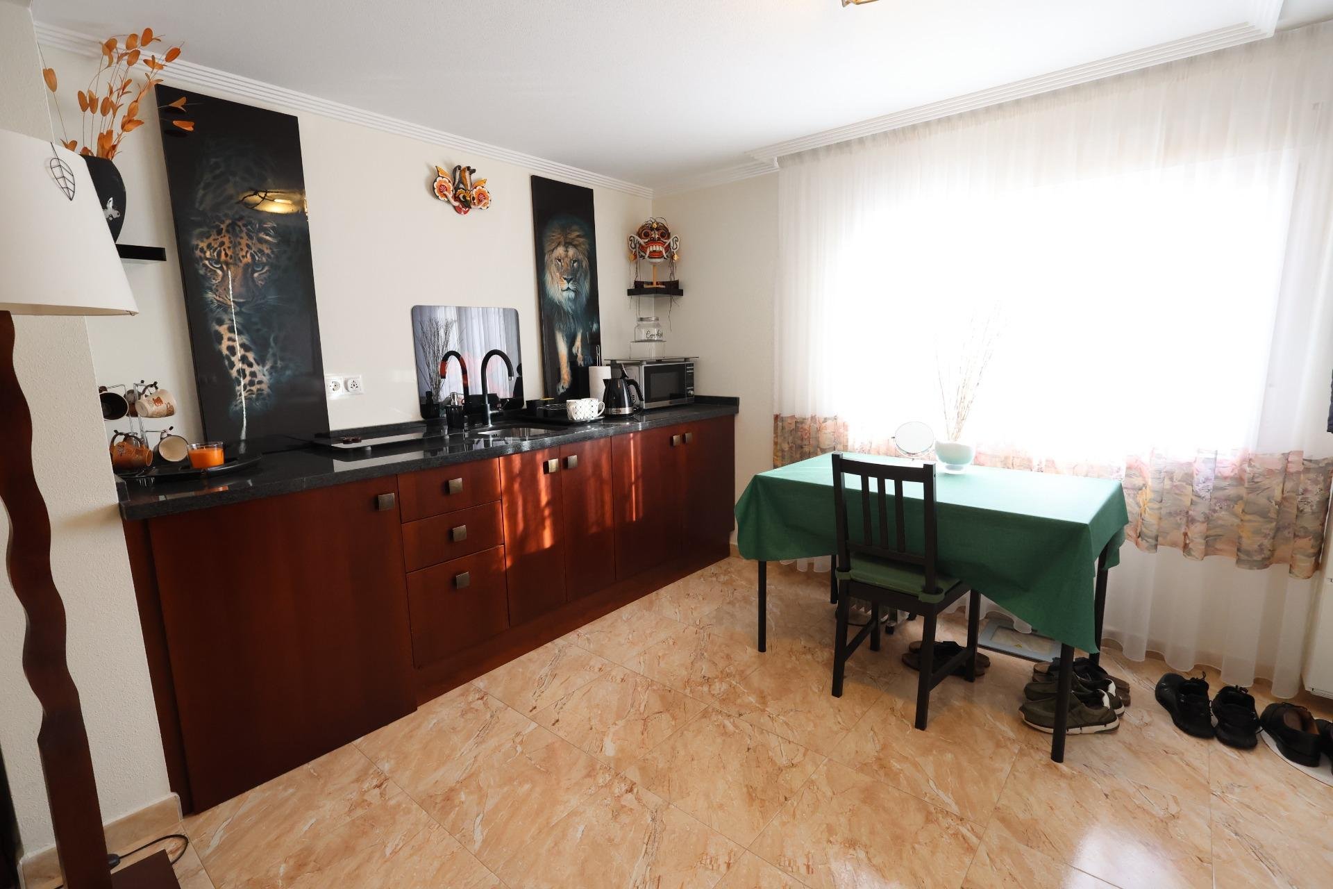 Resale - Villa * - Torrevieja - Los Balcones *