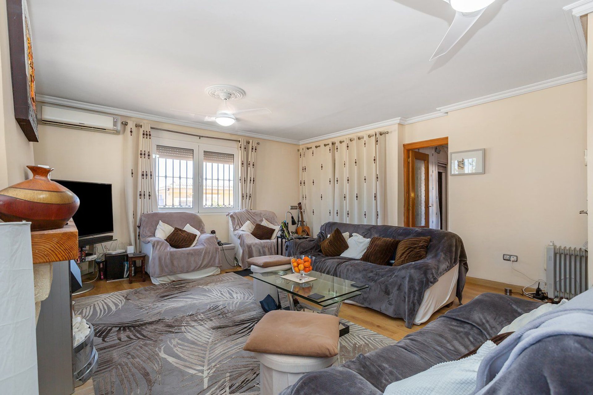 Resale - Villa * - Torrevieja - Los Balcones *