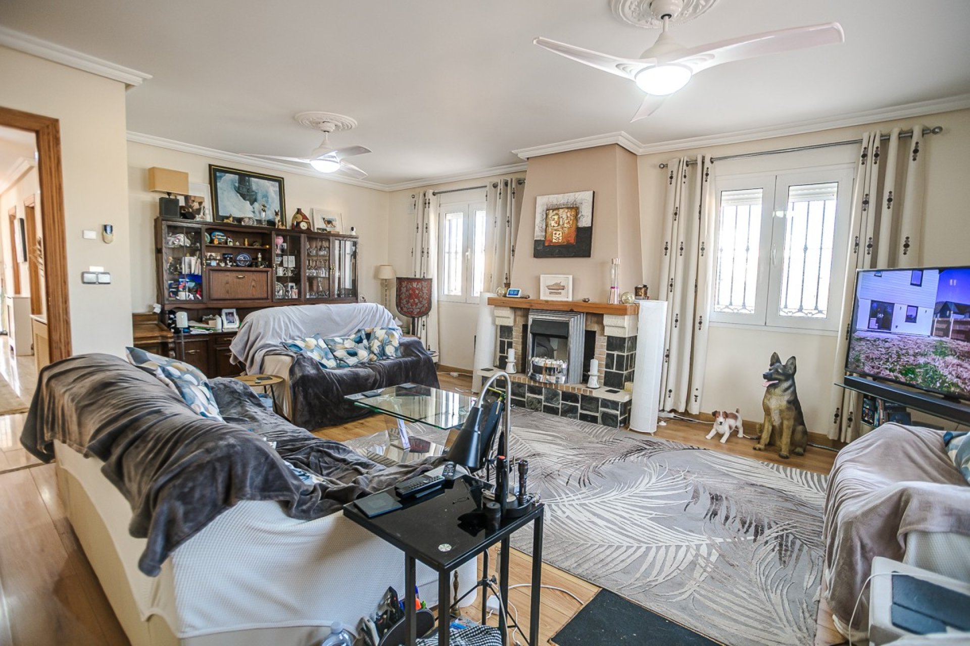 Resale - Villa * - Torrevieja * - Los Balcones *