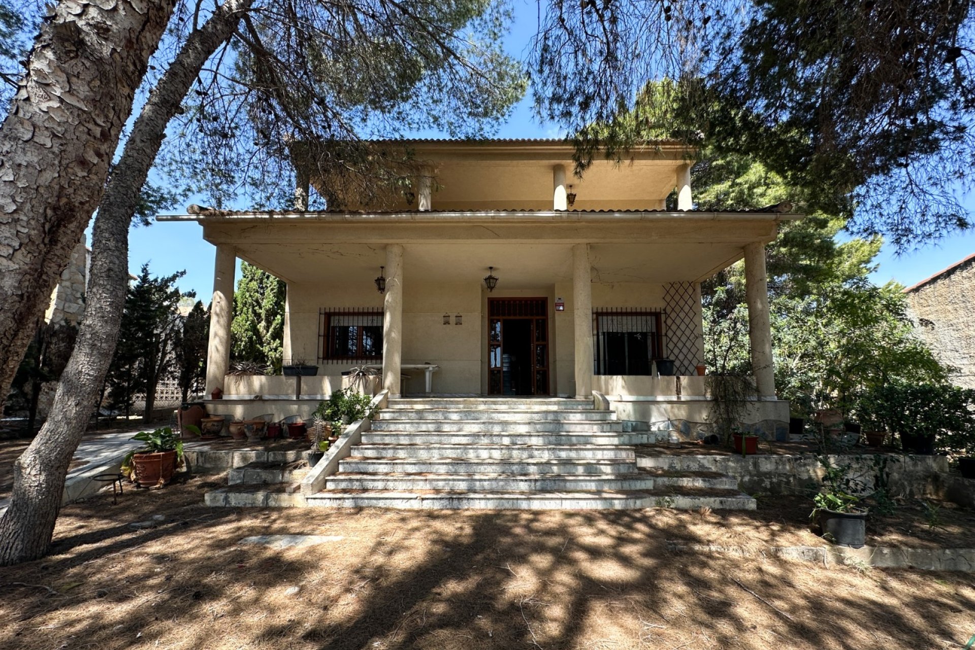 Resale - Villa * - Torrevieja * - Los Balcones *