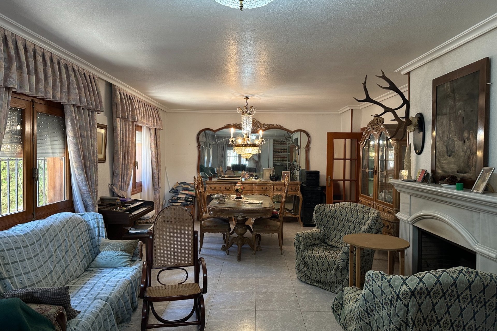 Resale - Villa * - Torrevieja * - Los Balcones *