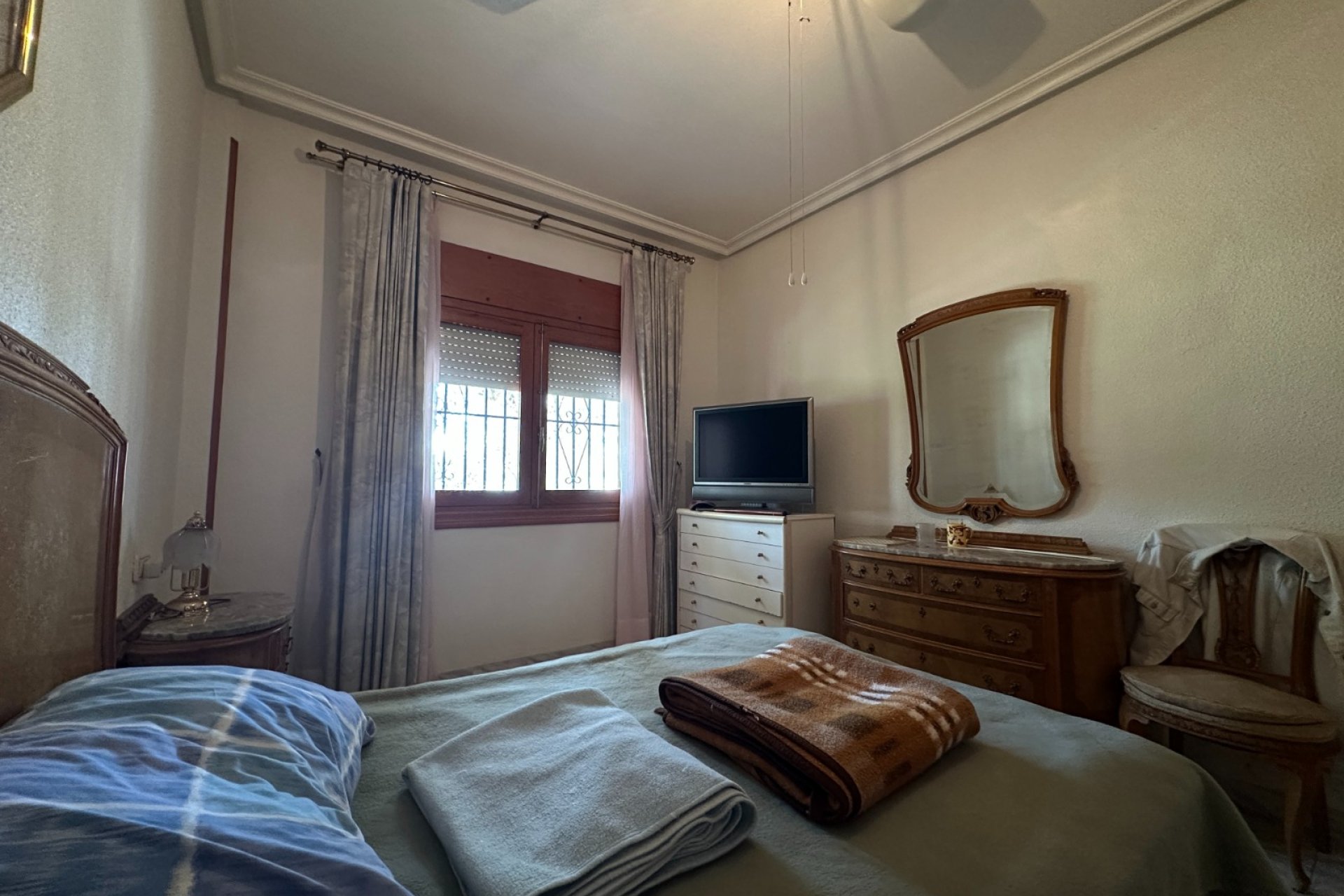 Resale - Villa * - Torrevieja * - Los Balcones *