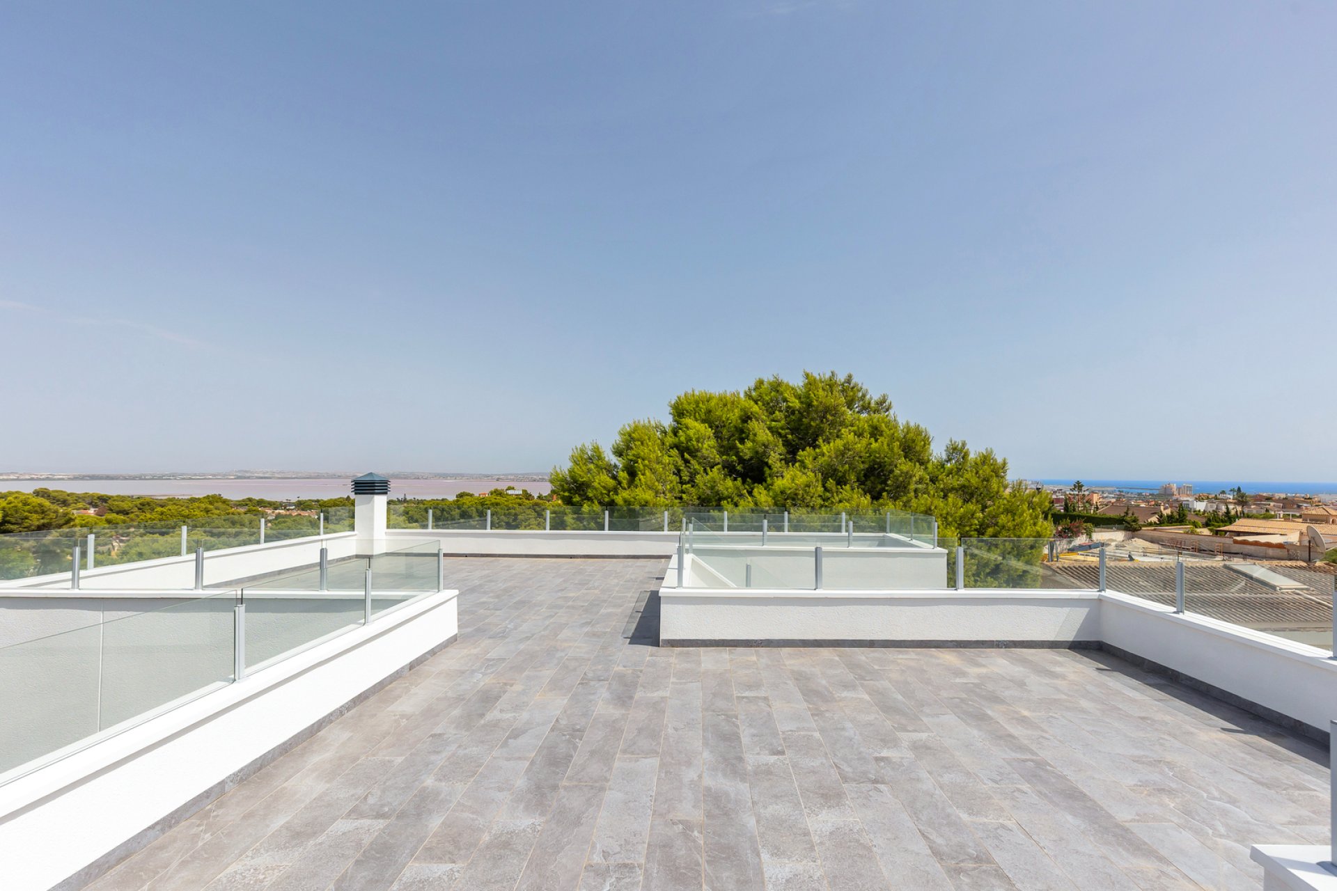 Resale - Villa * - Torrevieja * - Los Balcones *