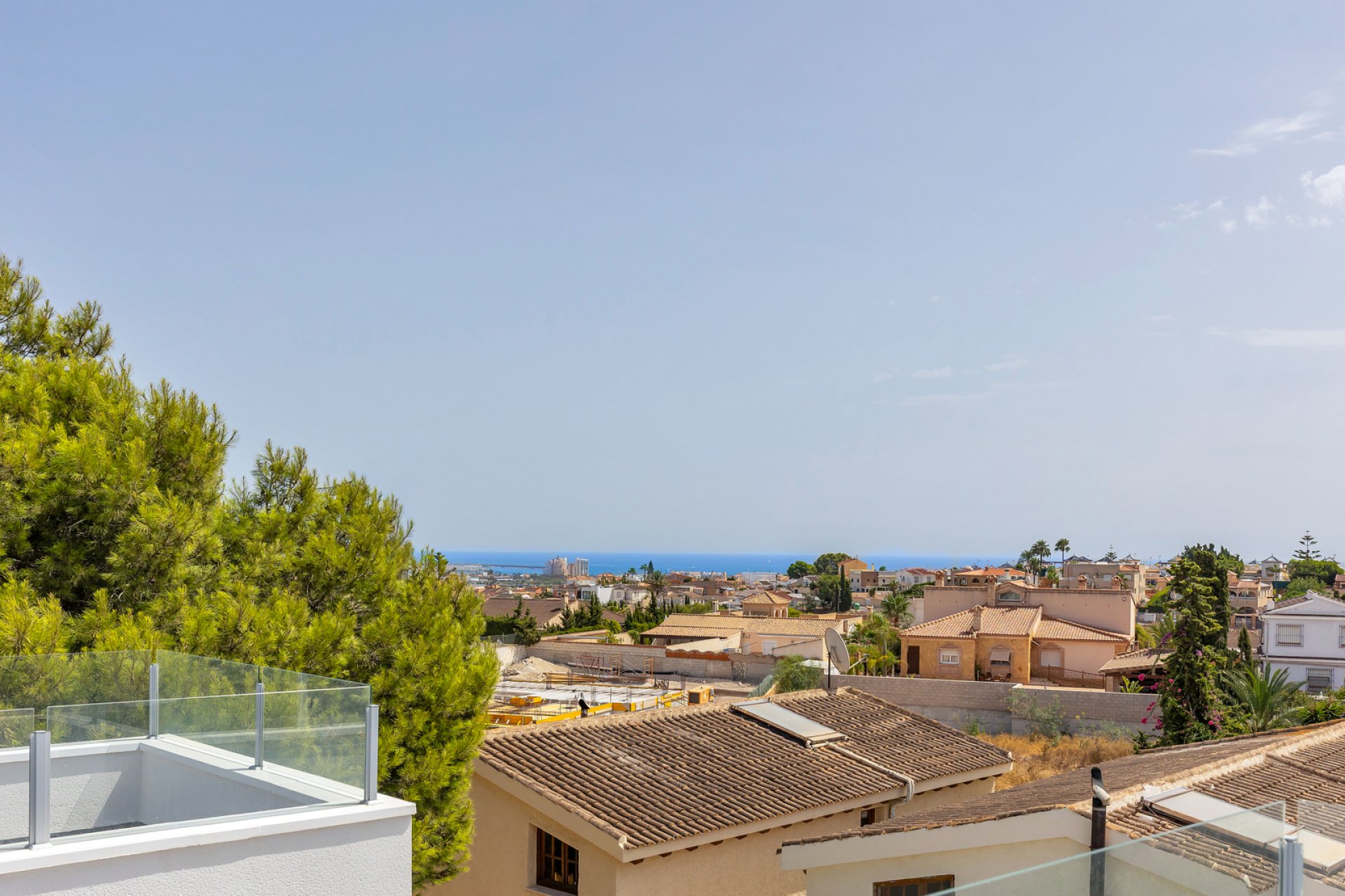Resale - Villa * - Torrevieja * - Los Balcones *