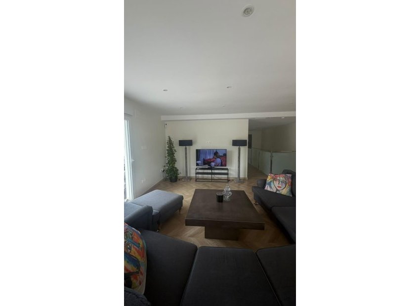 Resale - Villa * - Torrevieja * - Los Balcones *