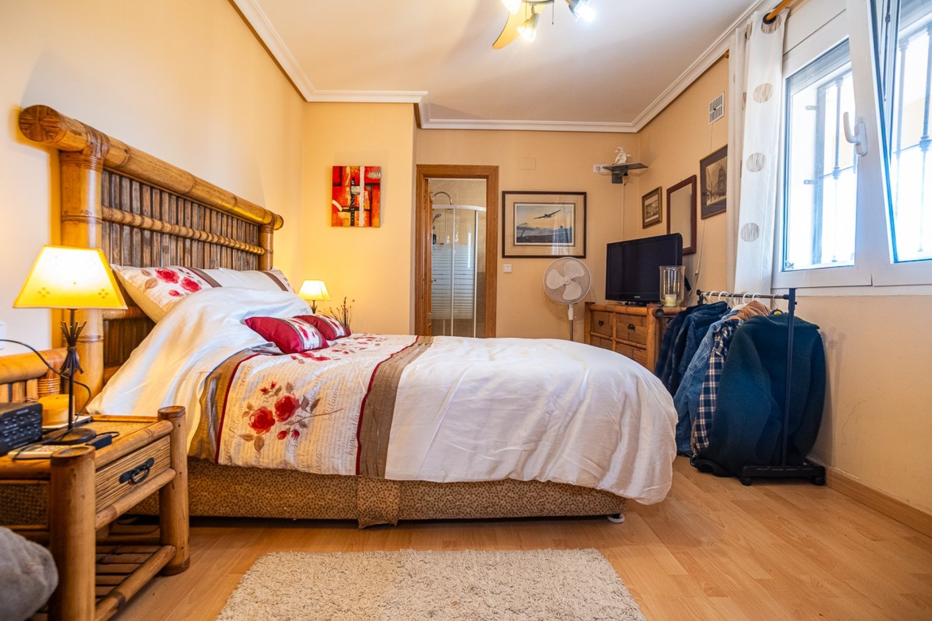 Resale - Villa * - Torrevieja * - Los Balcones *