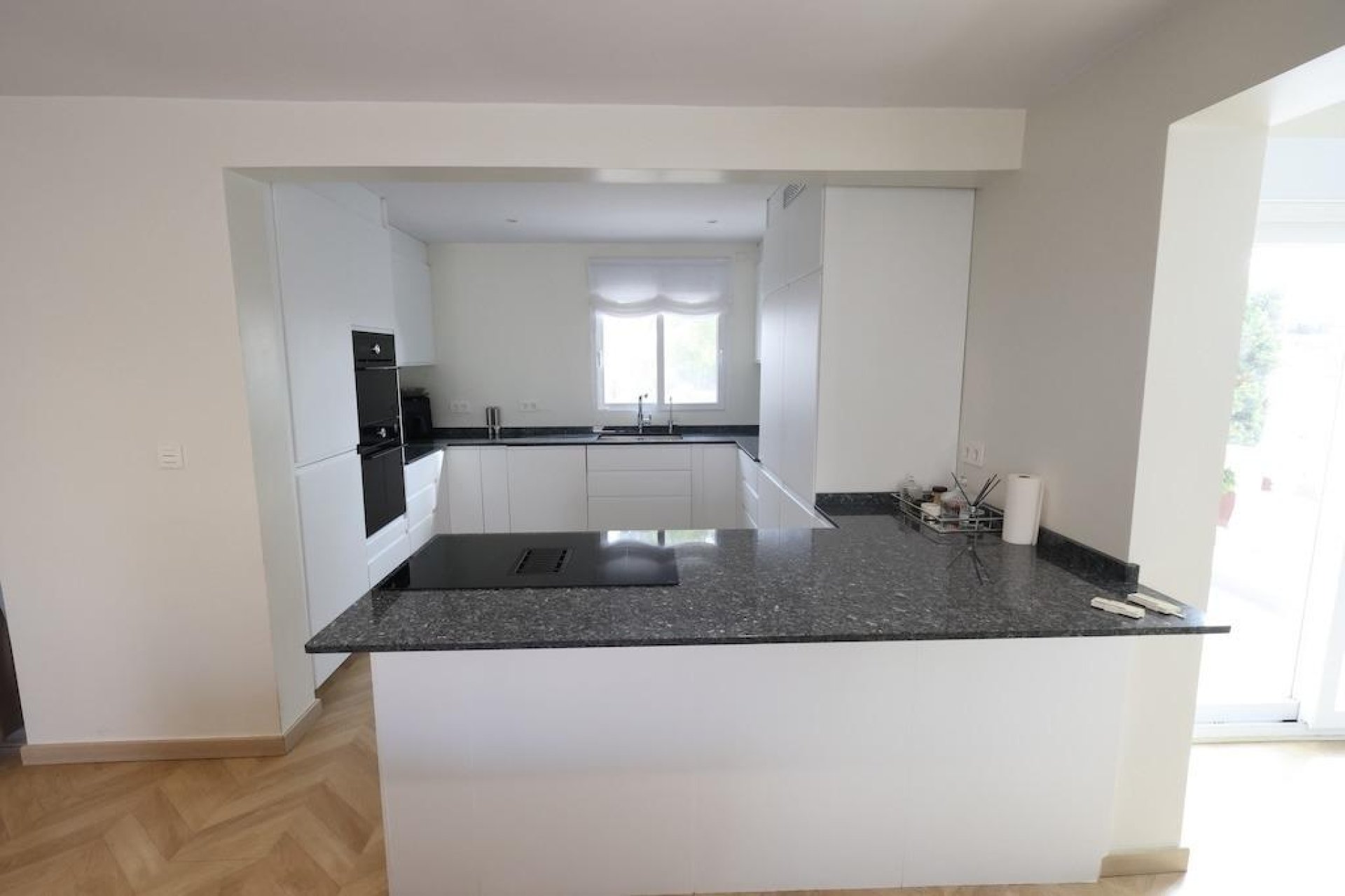 Resale - Villa * - Torrevieja * - Los Balcones *