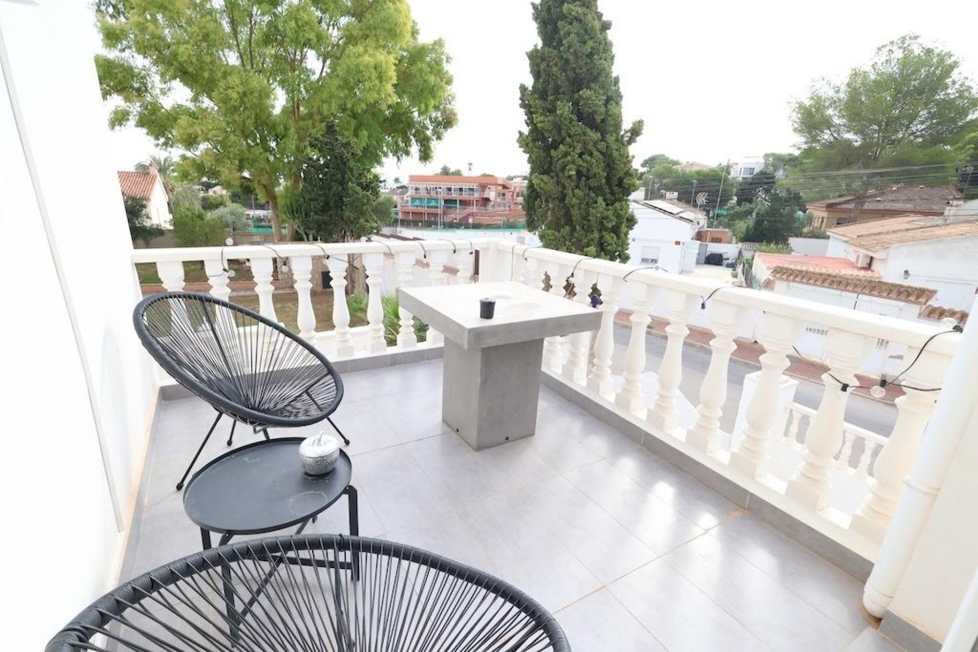 Resale - Villa * - Torrevieja * - Los Balcones *