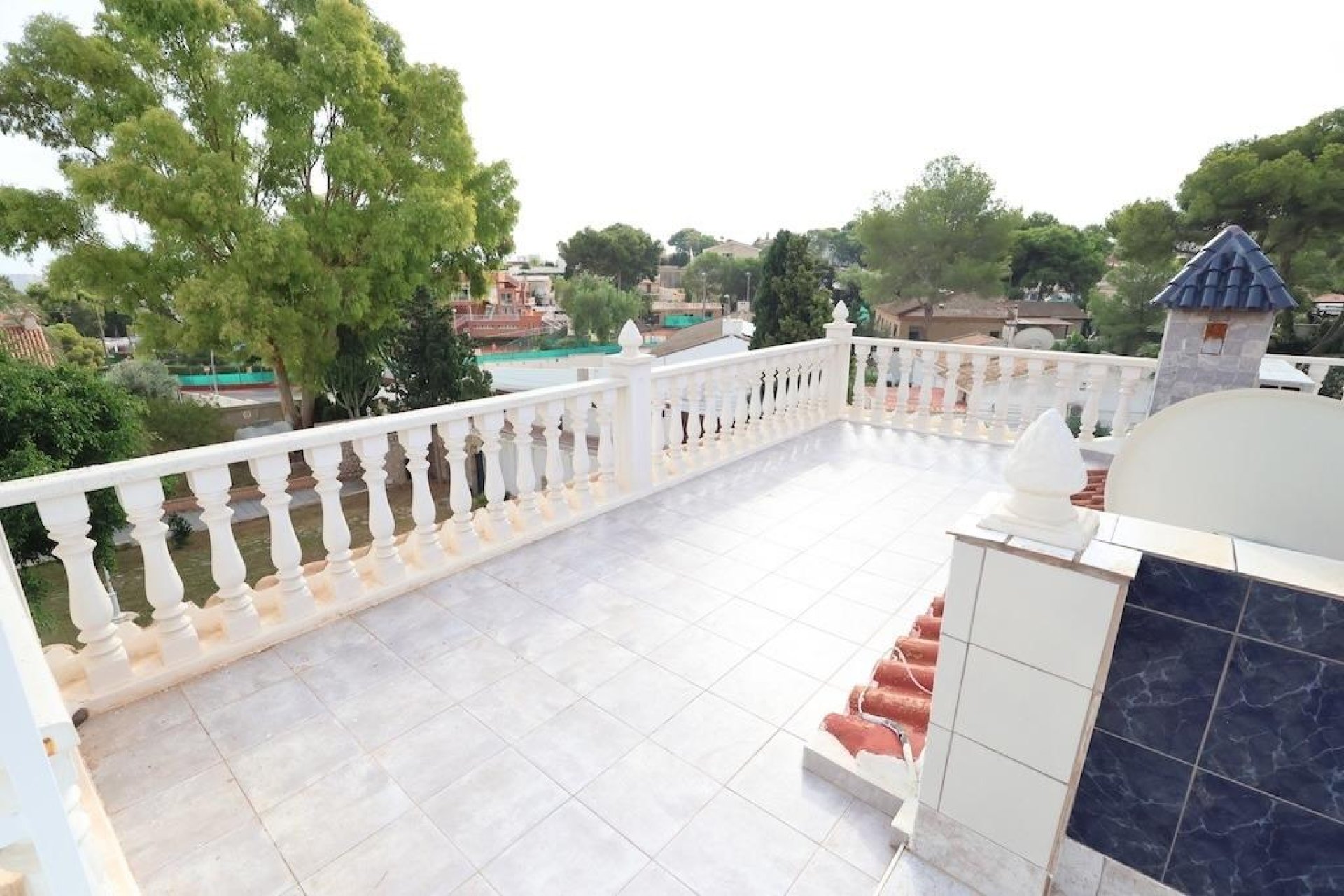 Resale - Villa * - Torrevieja * - Los Balcones *
