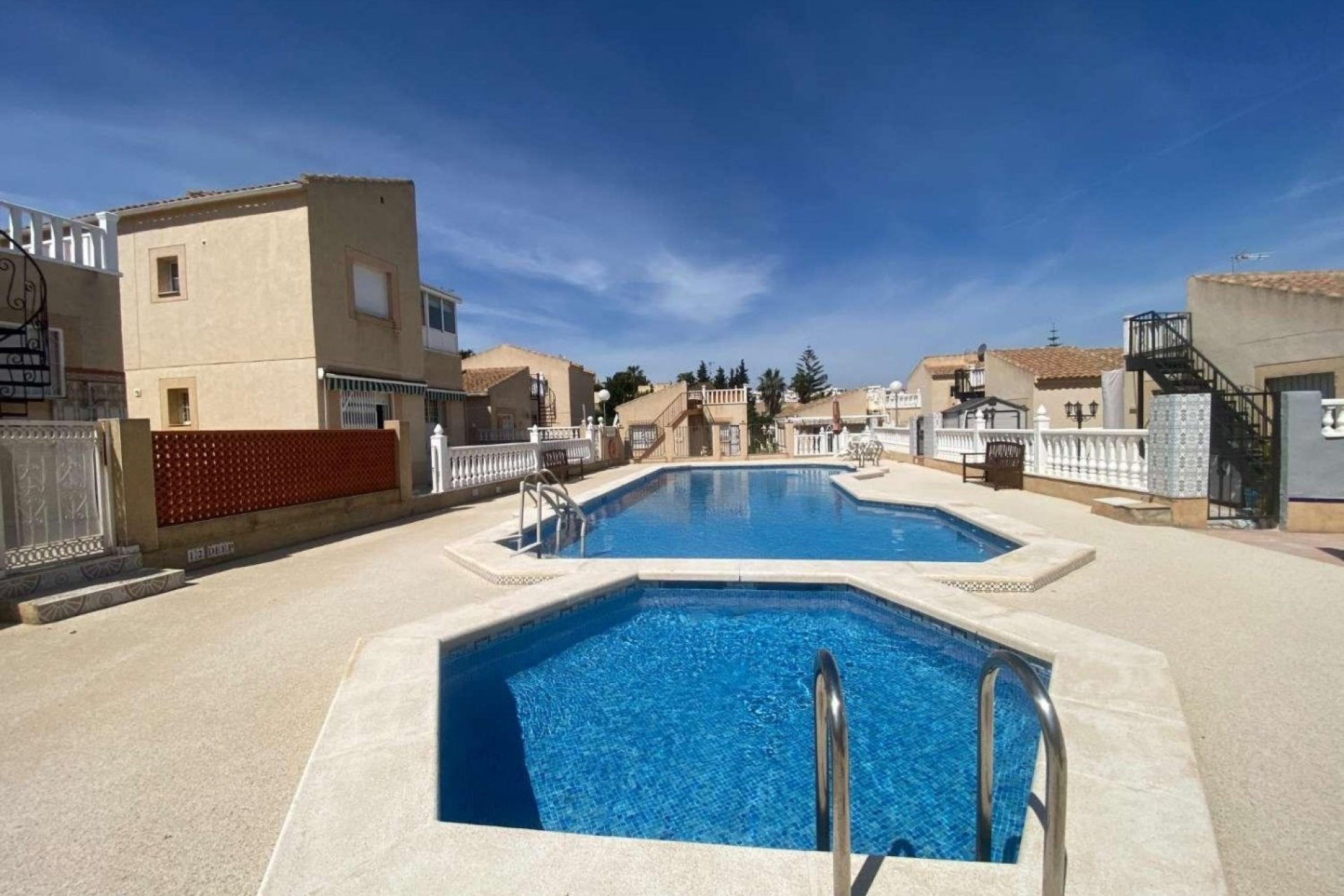 Resale - Villa - Torrevieja - Los Balcones