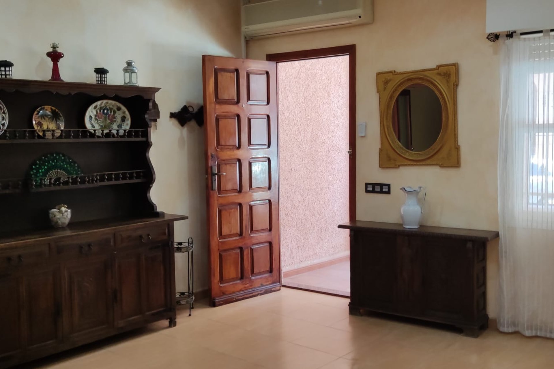 Resale - Villa * - Torrevieja * - Playa de los Locos *