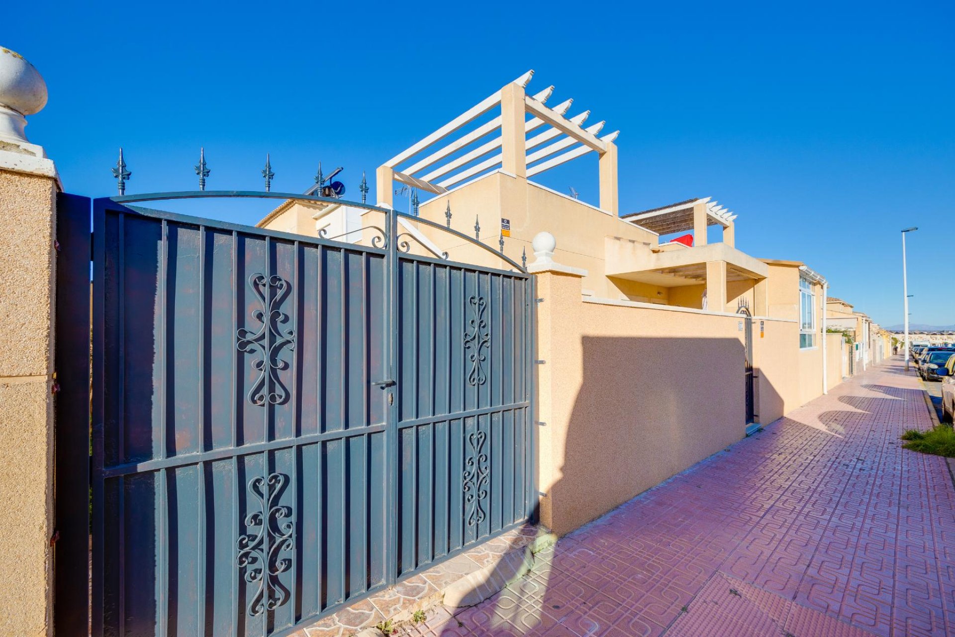 Resale - Villa - Torrevieja - Pueblo - Centro