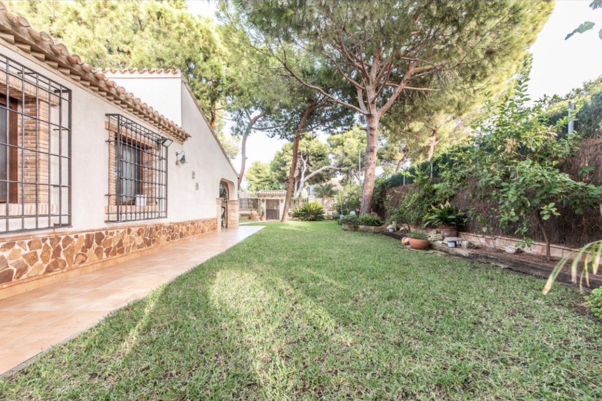 Resale - Villa - Torrevieja - Punta Prima