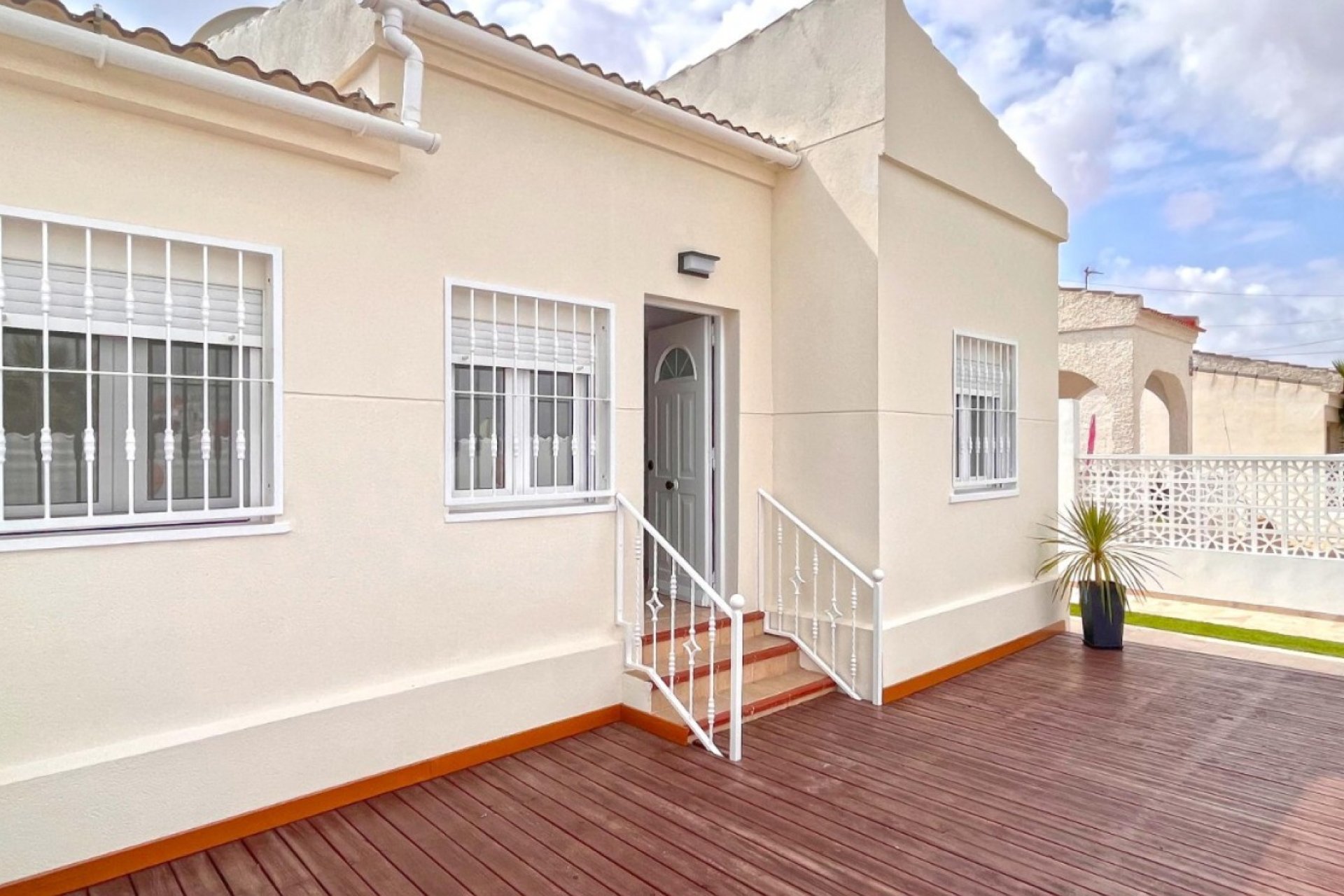 Resale - Villa - Torrevieja - San luis