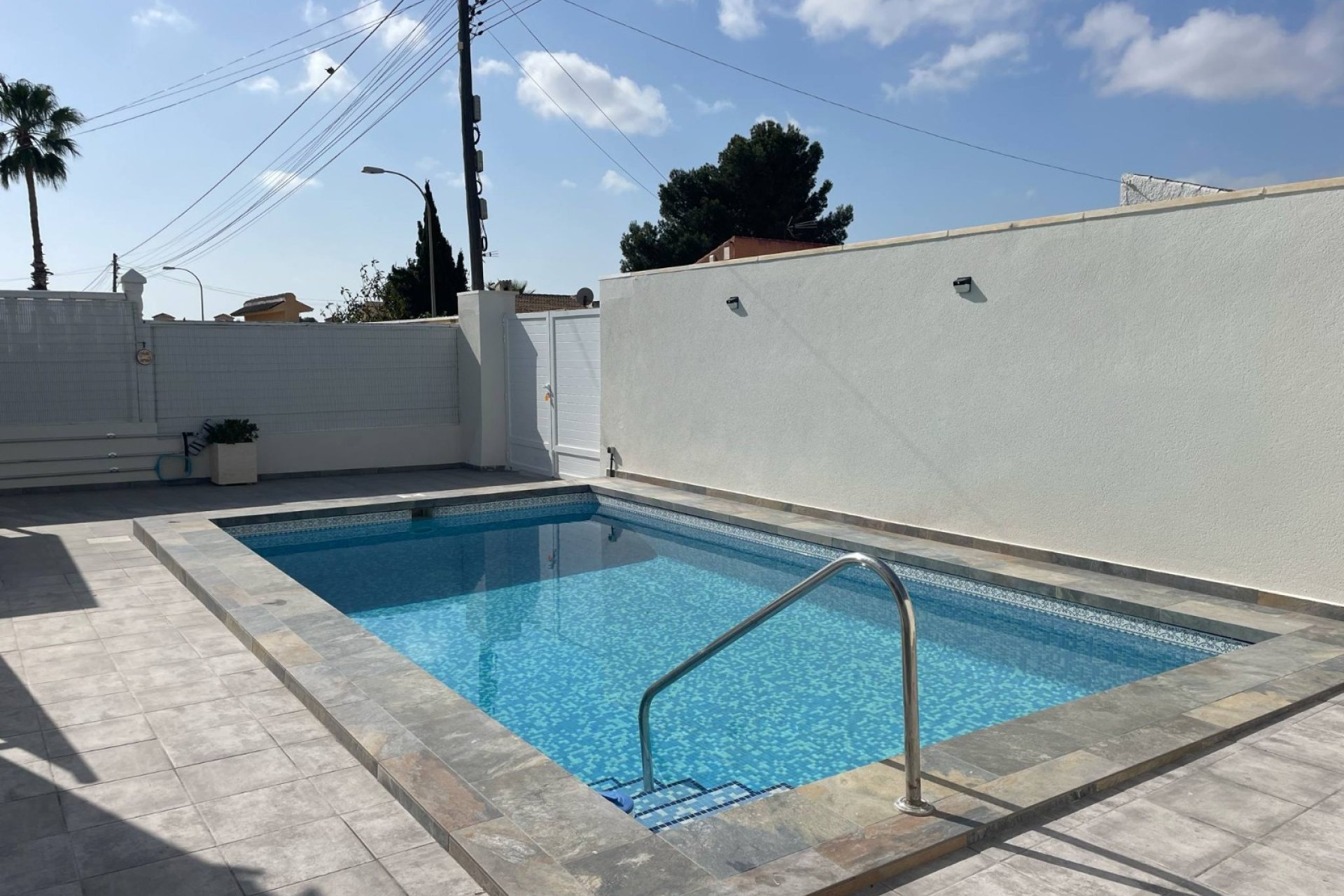 Resale - Villa * - Torrevieja - San luis