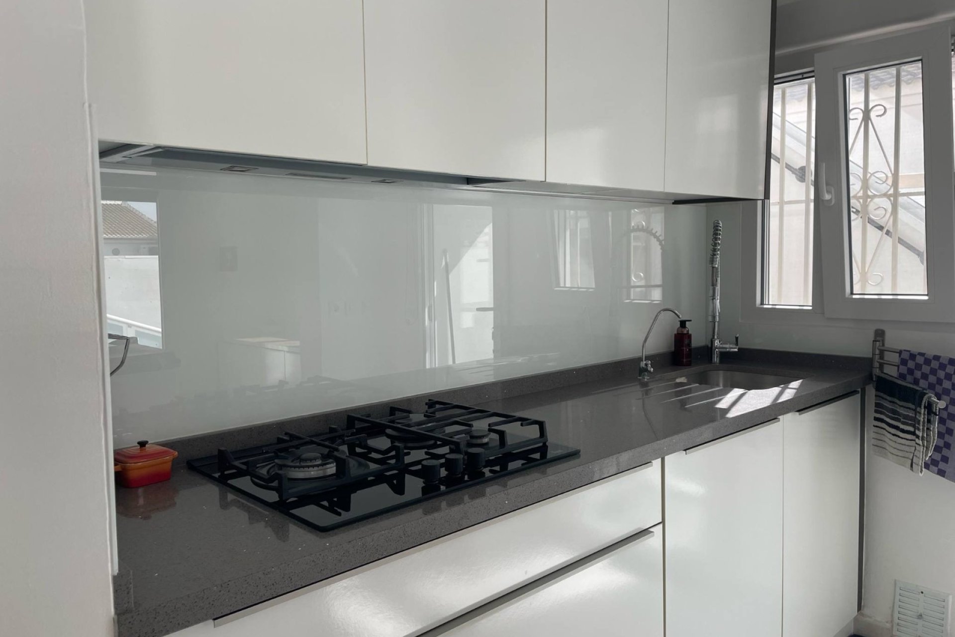 Resale - Villa * - Torrevieja - San luis