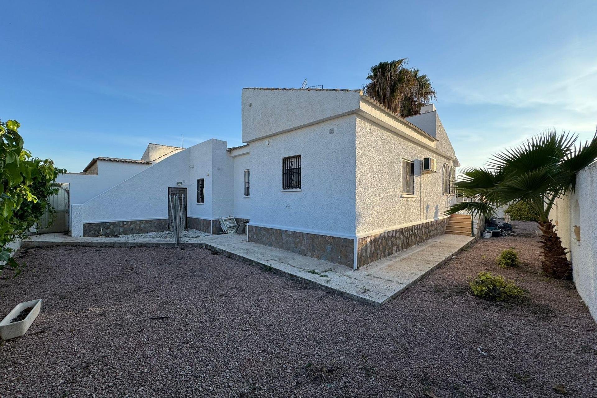 Resale - Villa * - Torrevieja - San luis