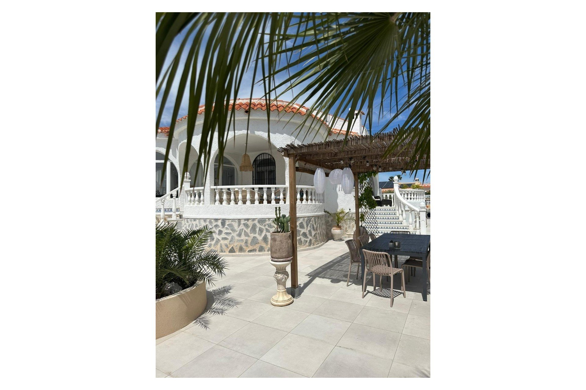 Resale - Villa * - Torrevieja * - San luis *