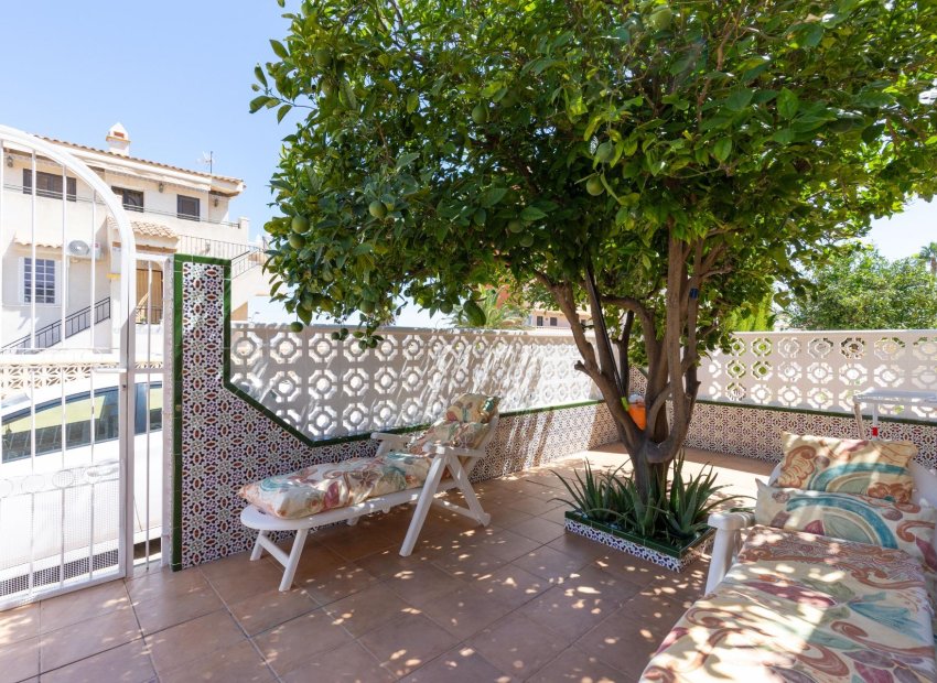 Resale - Villa * - Torrevieja - Torreblanca