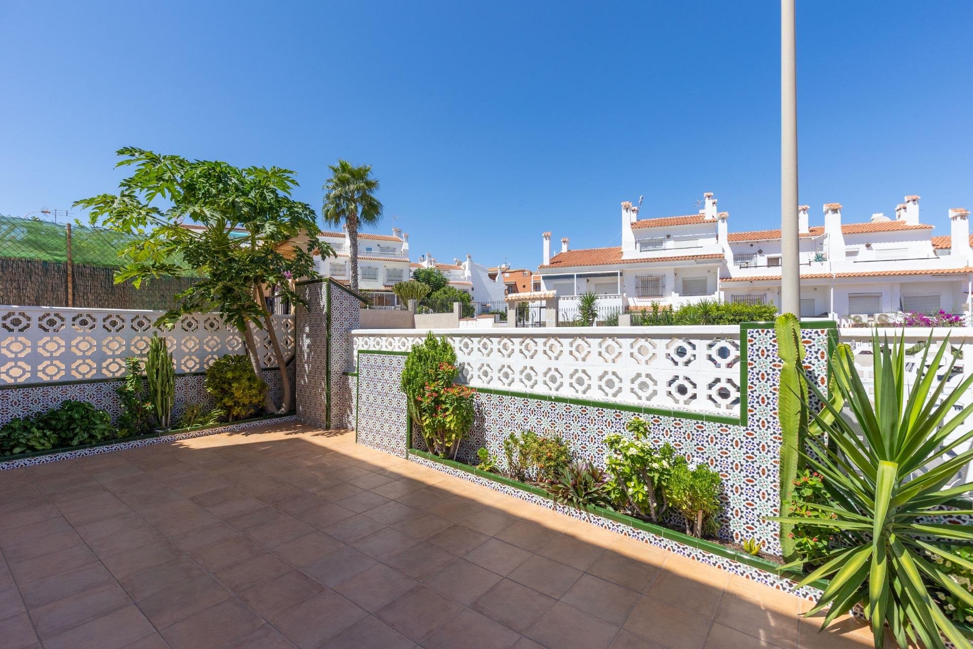 Resale - Villa * - Torrevieja - Torreblanca