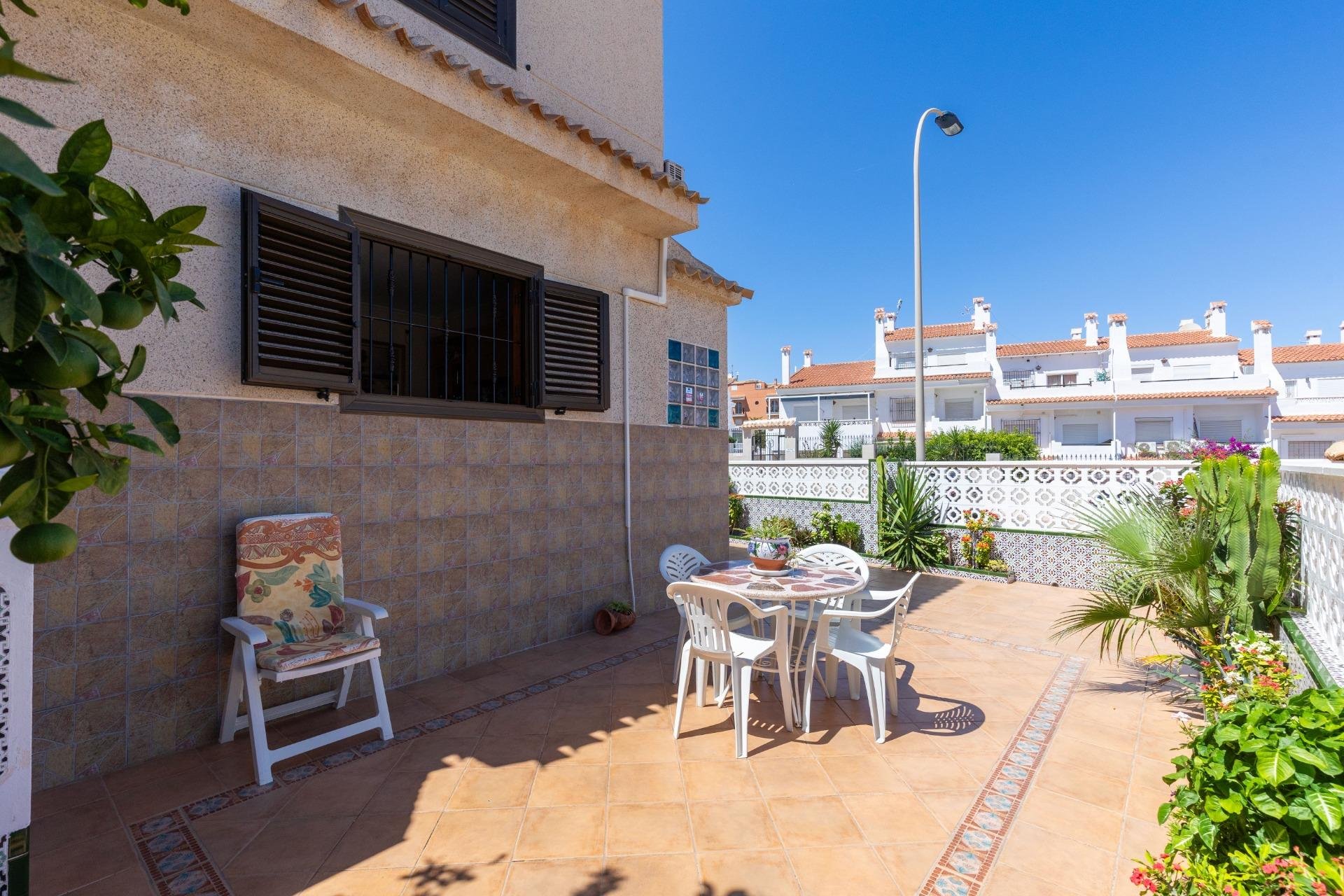 Resale - Villa * - Torrevieja - Torreblanca