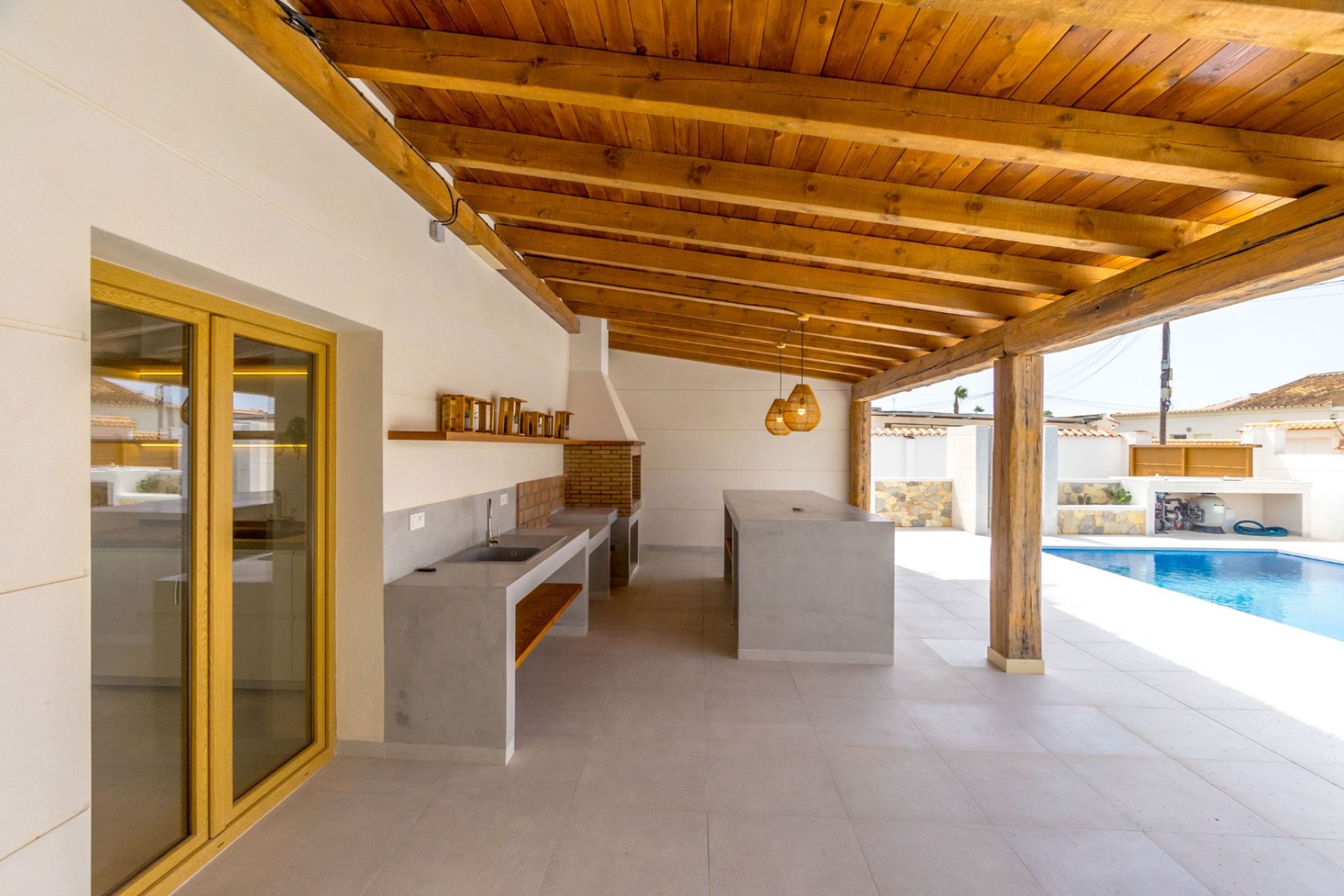 Resale - Villa - Torrevieja - Torreta