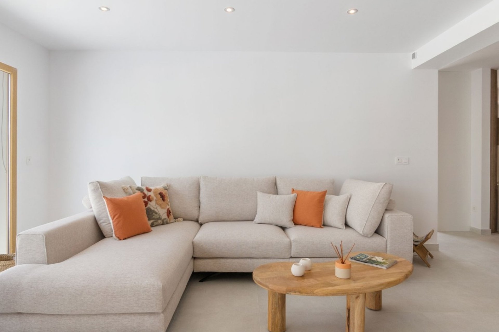 Resale - Villa * - Torrevieja - Torretas *