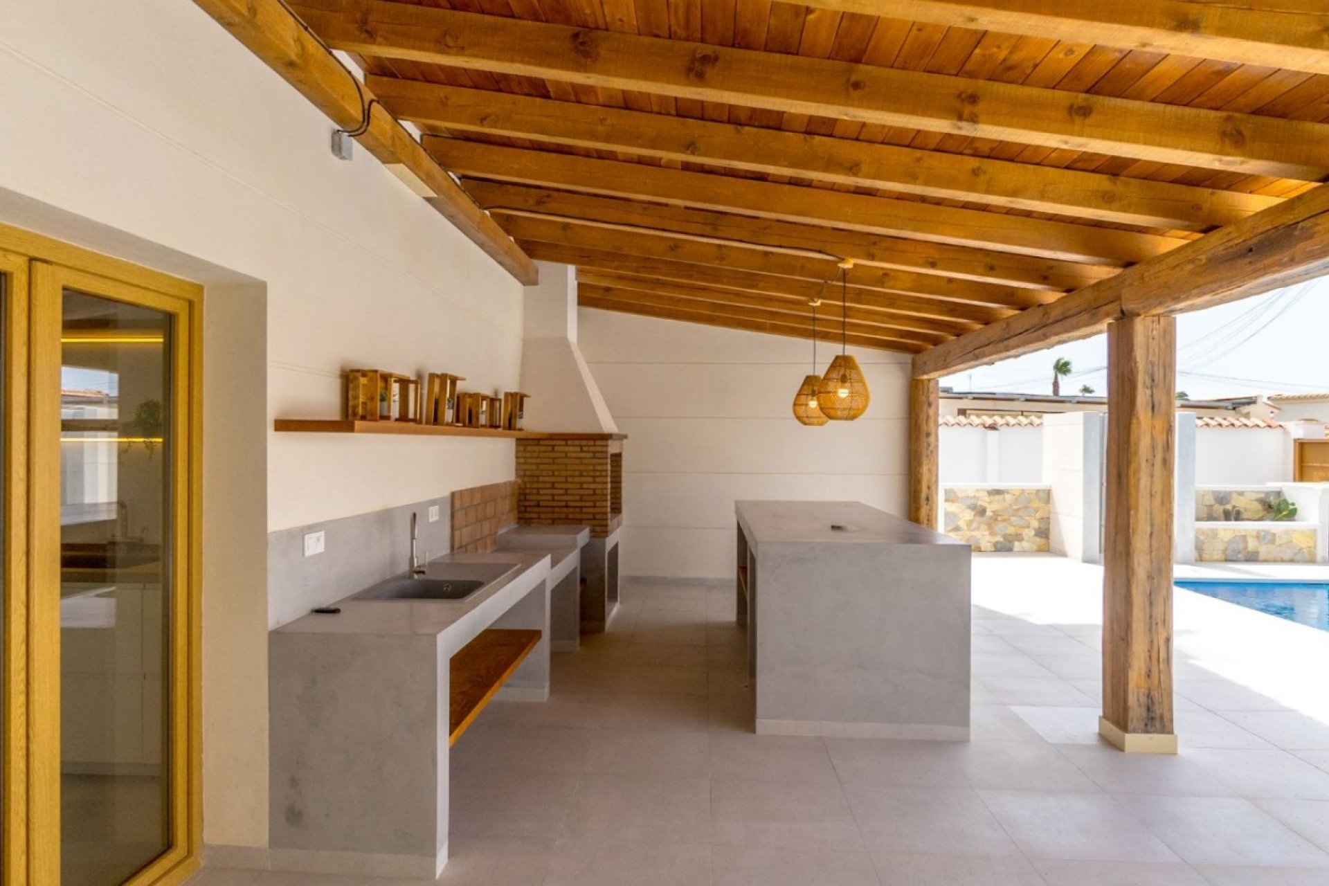 Resale - Villa * - Torrevieja - Torretas *