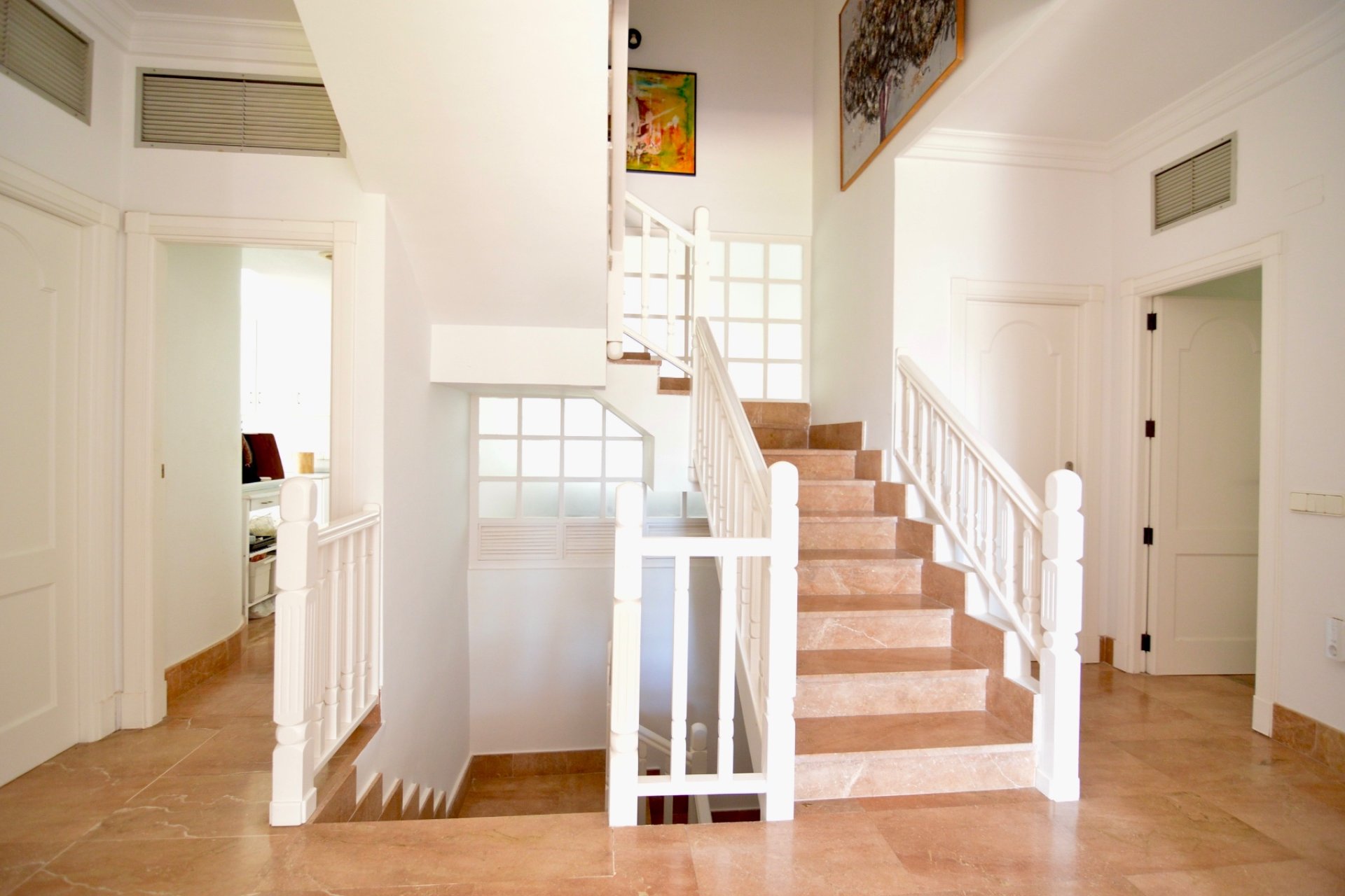 Resale - Villa * - Torrevieja - Torretas *