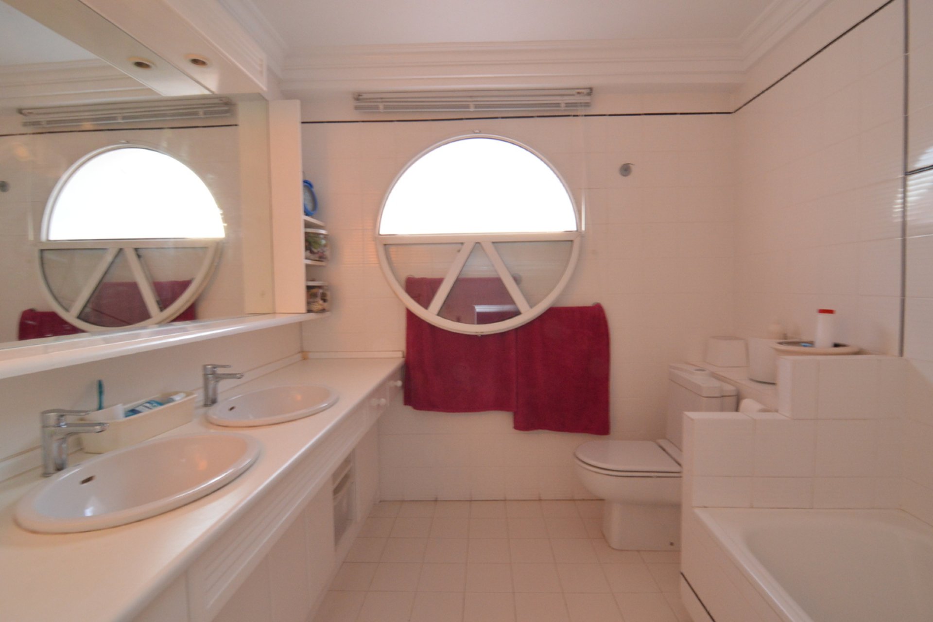 Resale - Villa * - Torrevieja - Torrevieja *