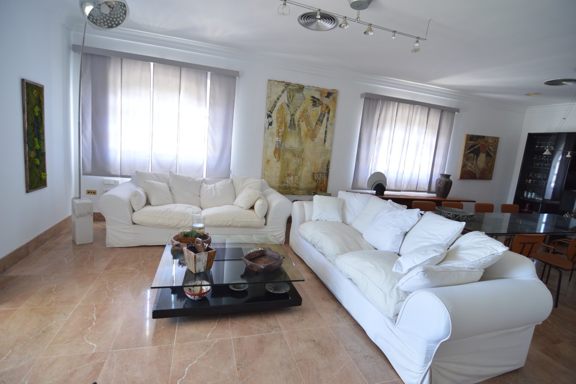 Resale - Villa - Torrevieja