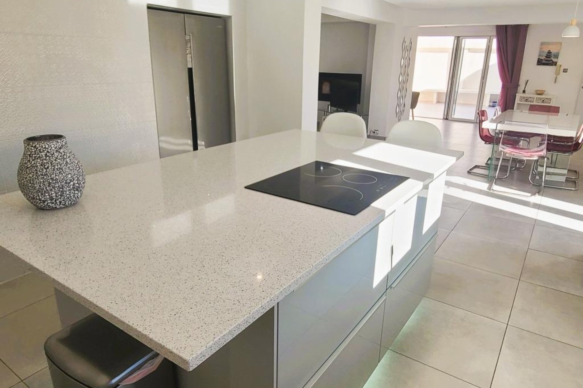 Resale - Villa * - Torrevieja *