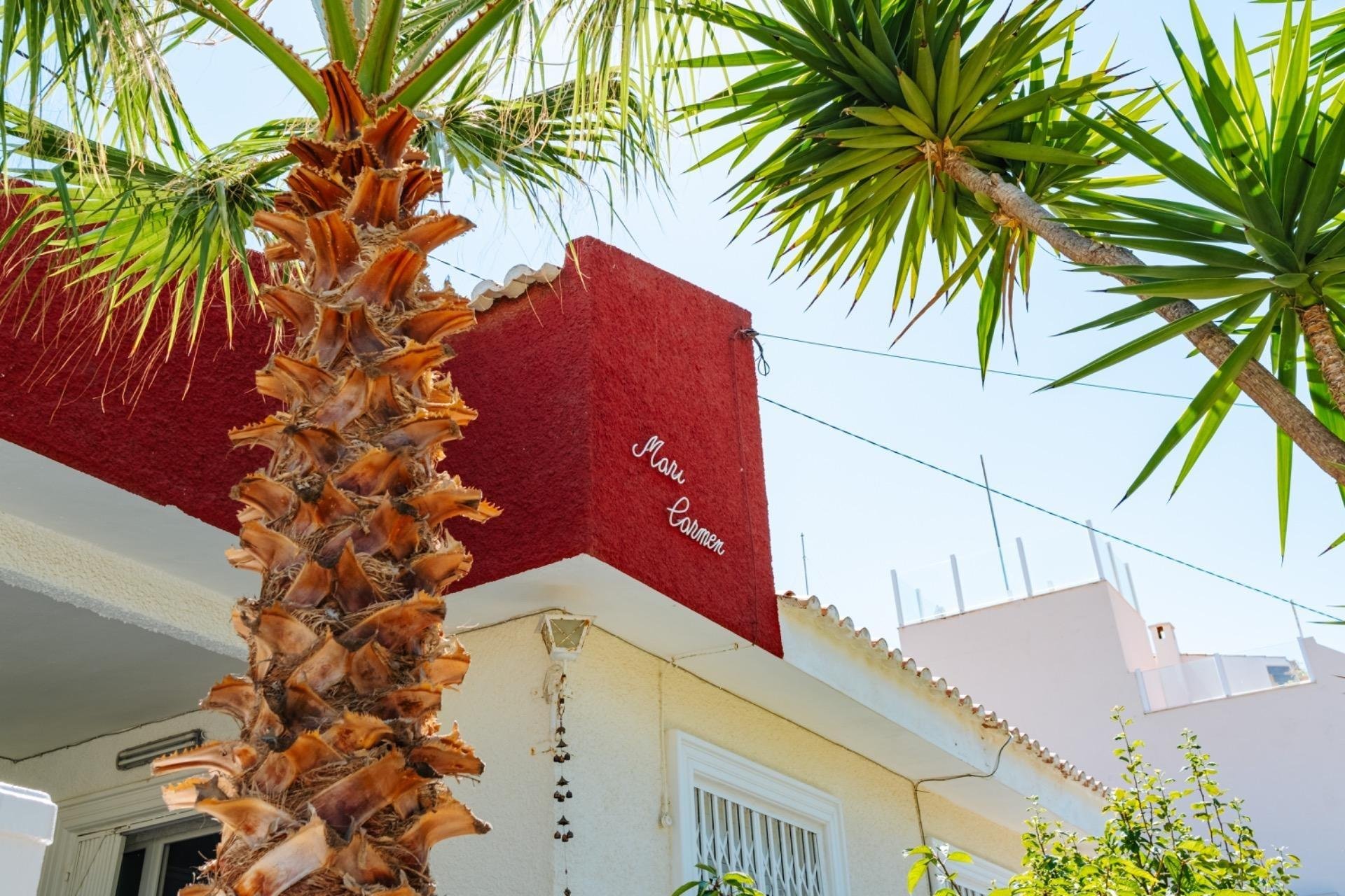 Resale - Villa * - Torrevieja *