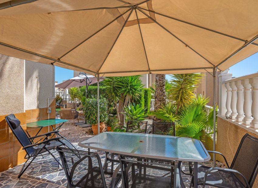 Resale - Villa * - Villamartin * - Costa Blanca