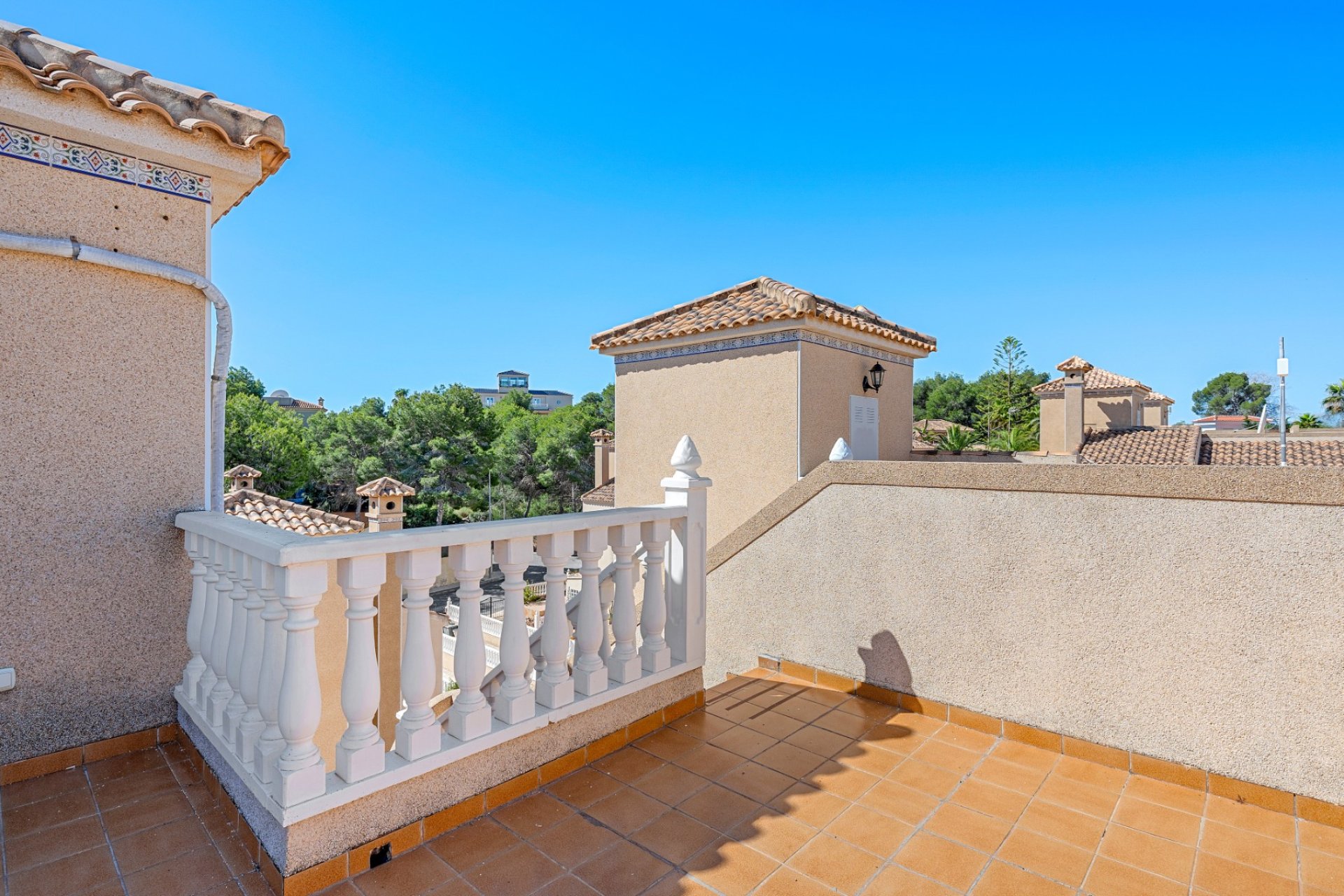 Resale - Villa * - Villamartin * - Costa Blanca