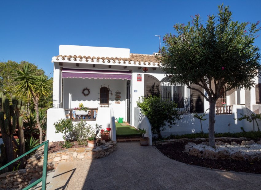 Resale - Villa * - Villamartin * - Fortuna
