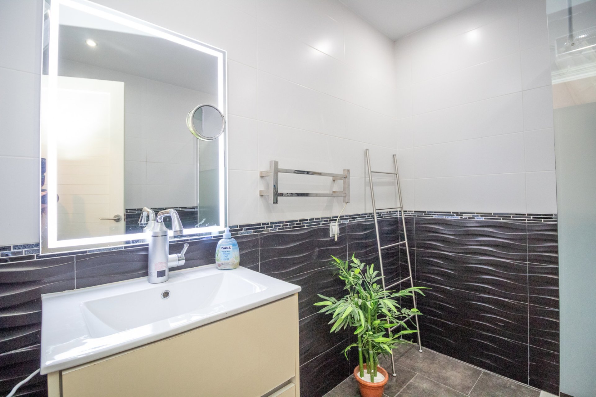 Resale - Villa * - Villamartin * - Fortuna