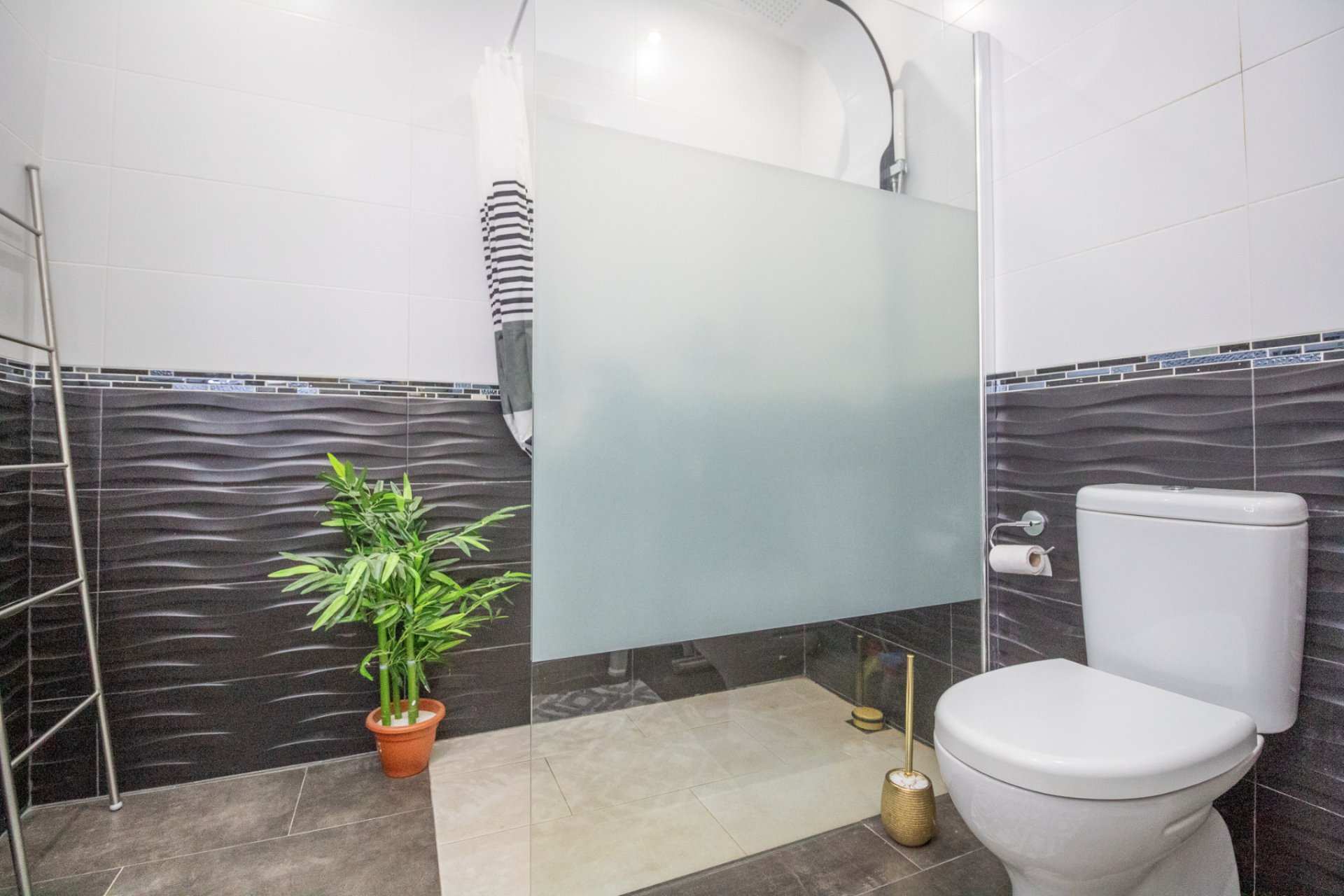 Resale - Villa * - Villamartin * - Fortuna