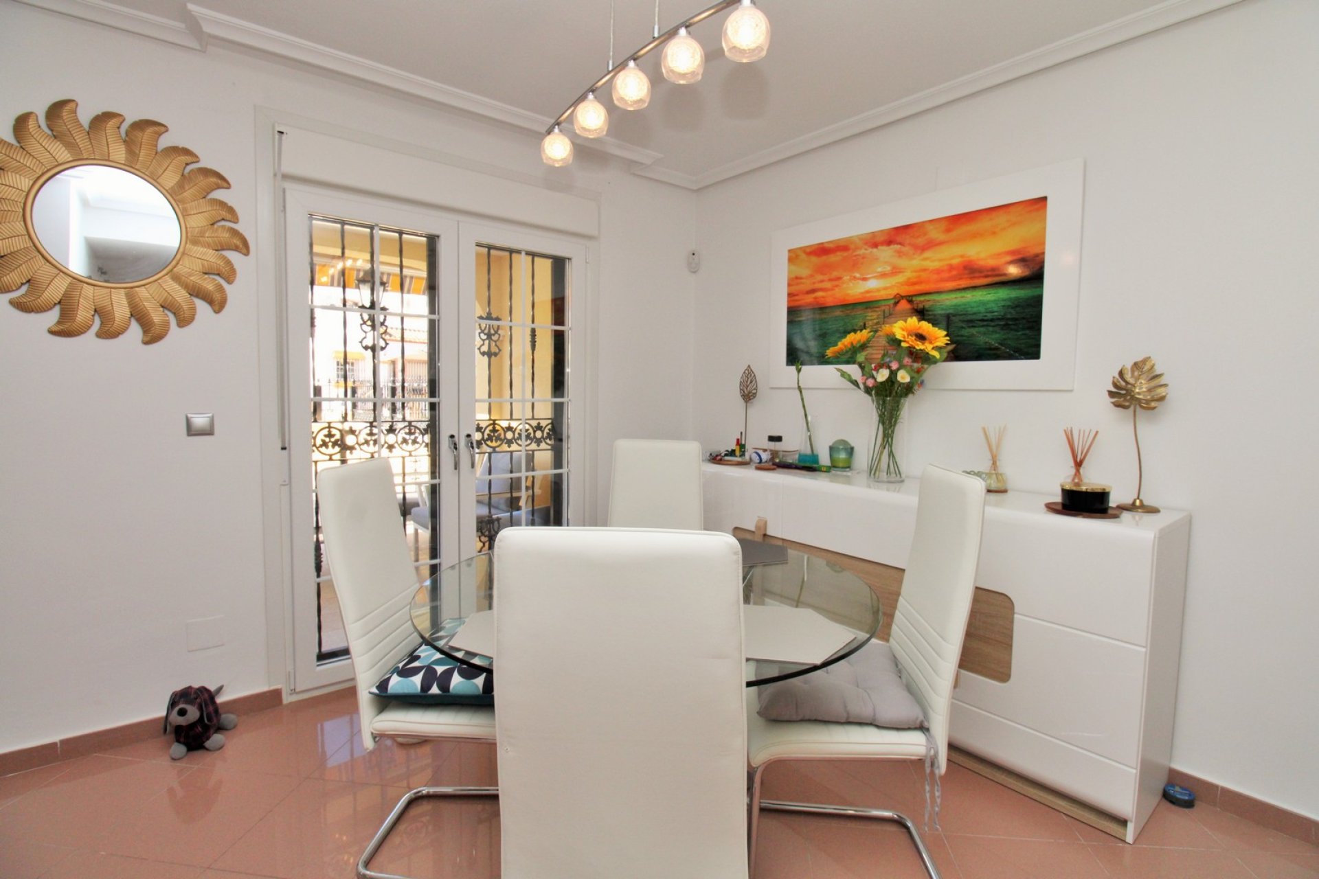 Resale - Villa * - Villamartin - Los Dolses *