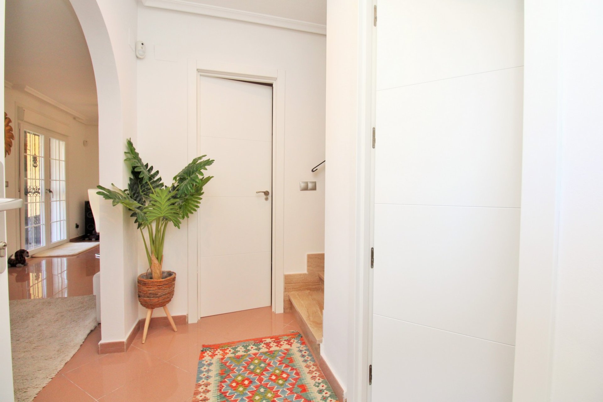 Resale - Villa * - Villamartin - Los Dolses *