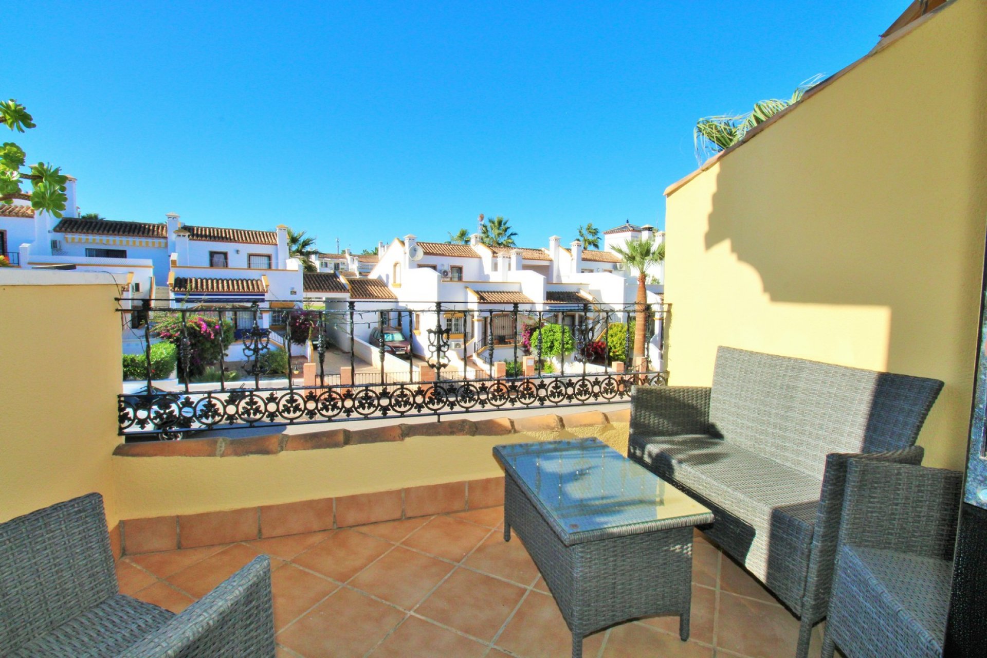 Resale - Villa * - Villamartin - Los Dolses *
