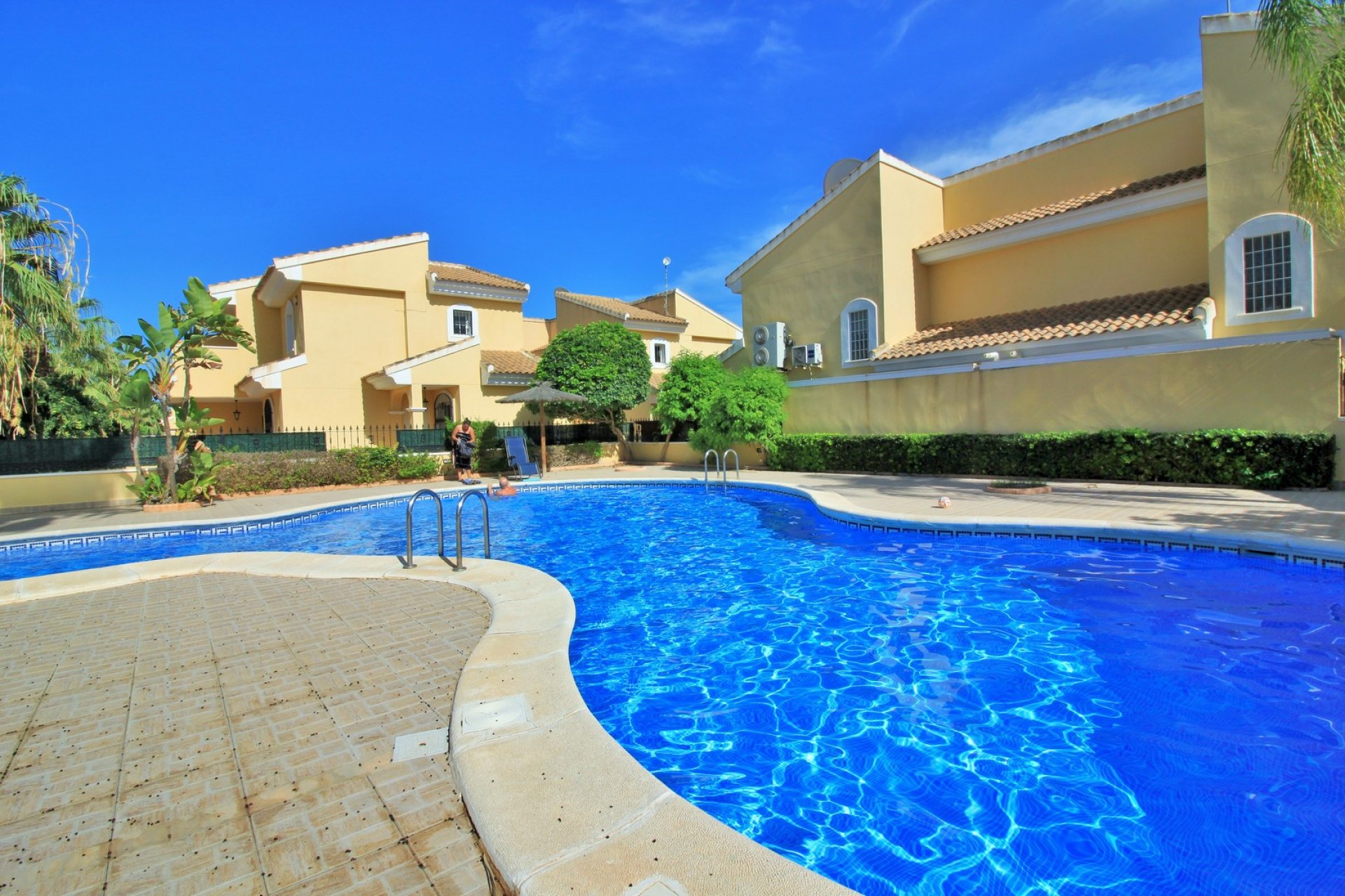 Resale - Villa * - Villamartin - Los Dolses *