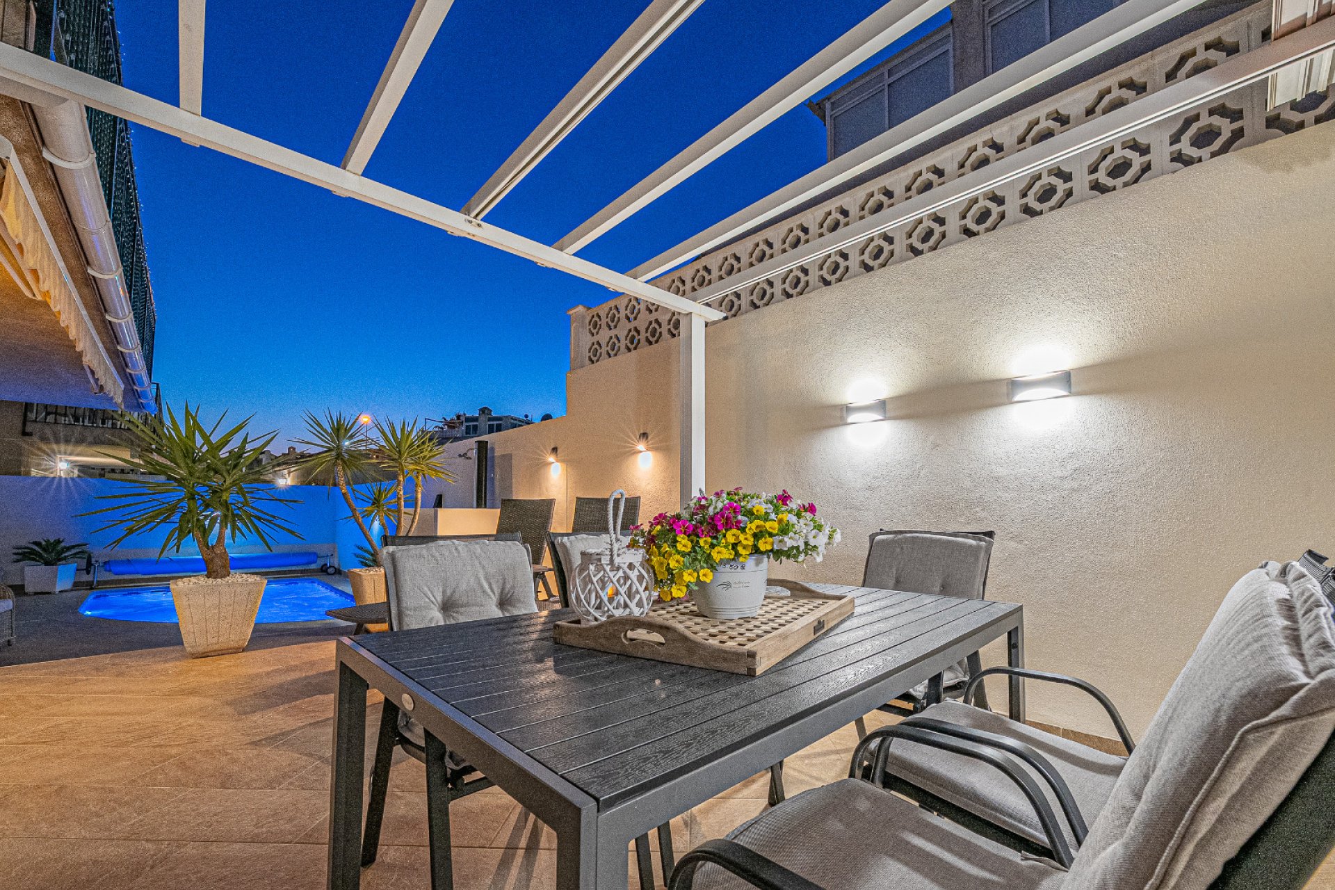 Resale - Villa * - Villamartin * - Montegolf