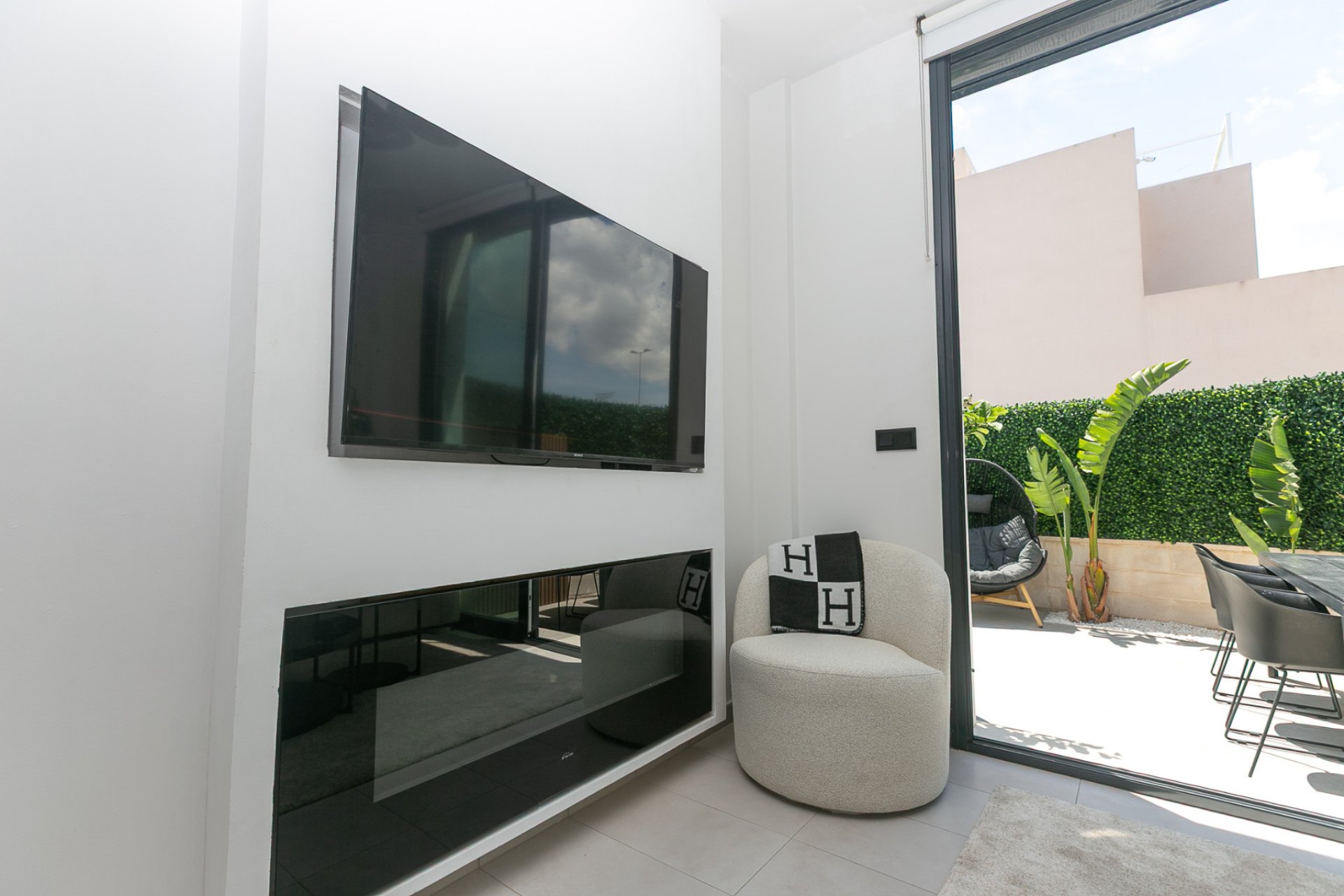 Resale - Villa * - Villamartin * - PAU 26 *