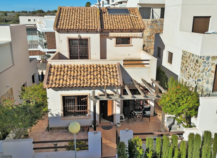 Resale - Villa - Villamartin - PAU 8