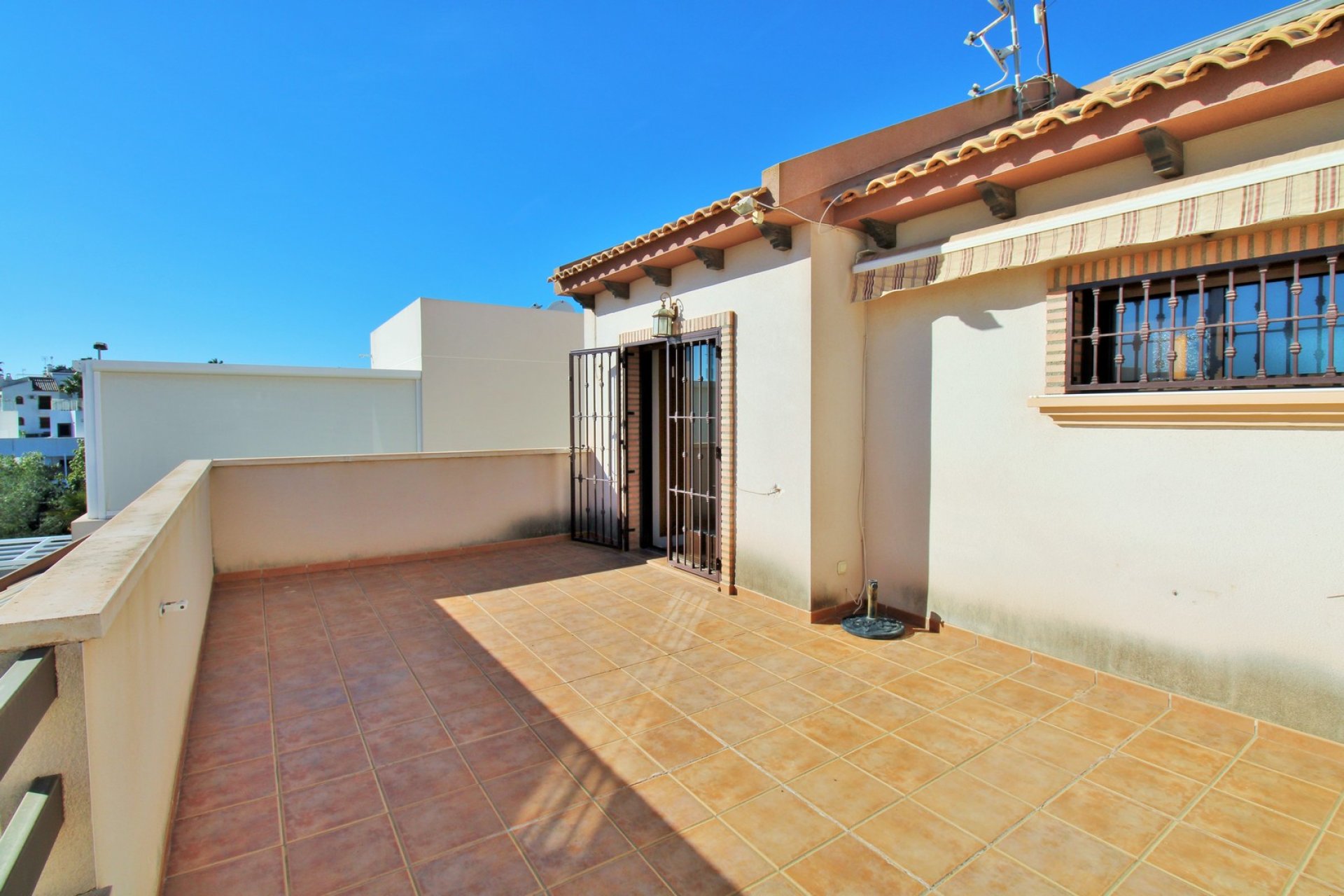 Resale - Villa - Villamartin - PAU 8